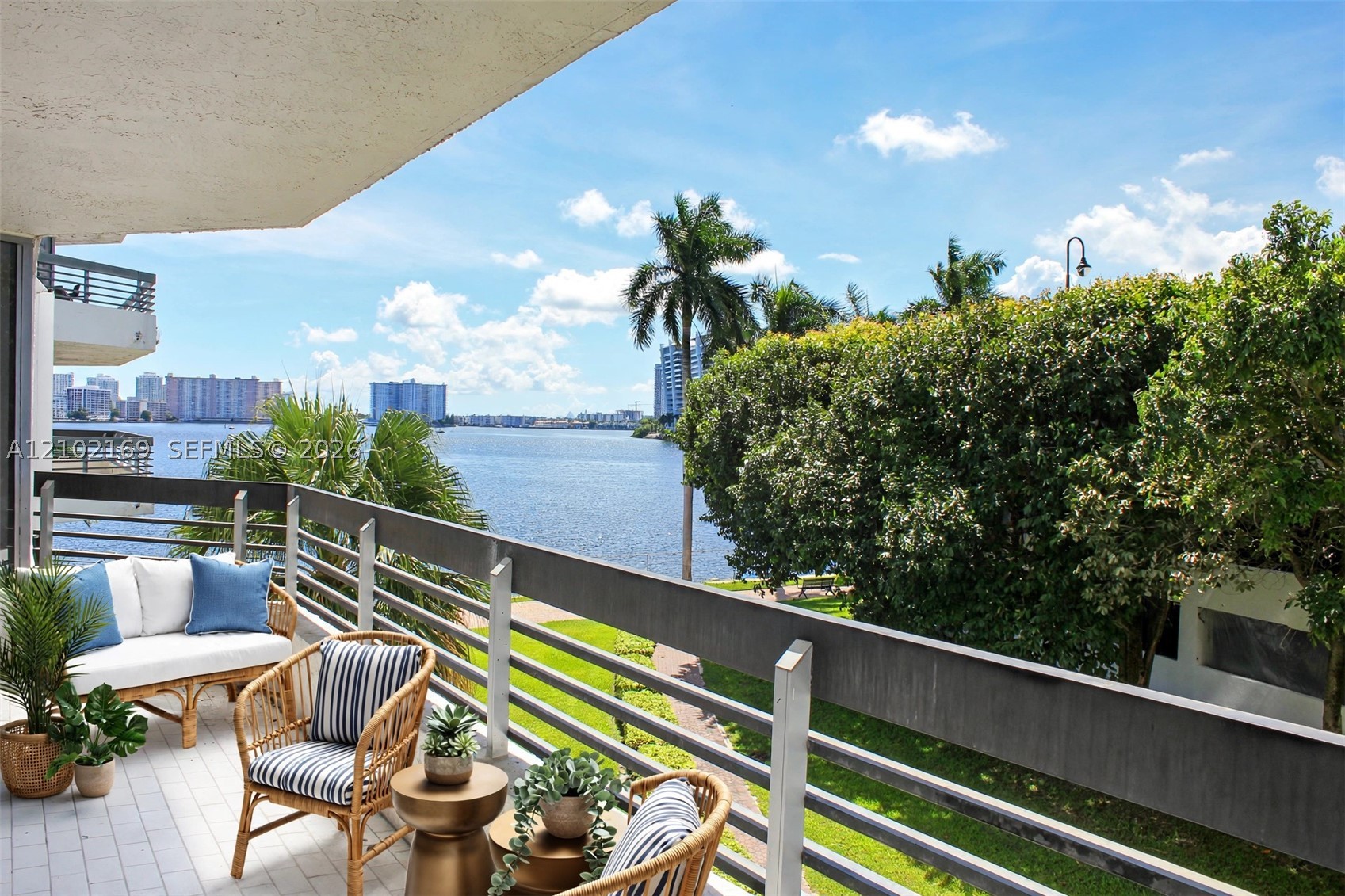 19101 NE 36th Ct #302, Aventura FL 33180