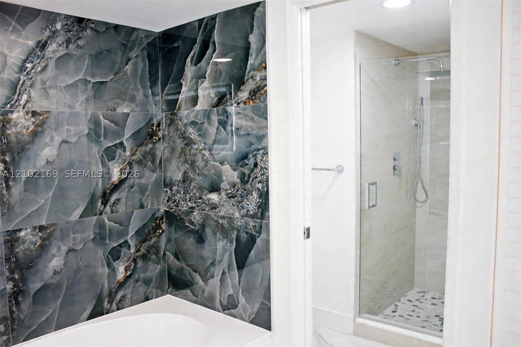 19101 NE 36th Ct #302, Aventura FL 33180