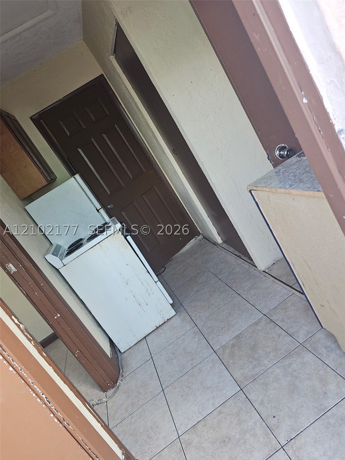 3640 NW 39th St, Lauderdale Lakes FL 33309