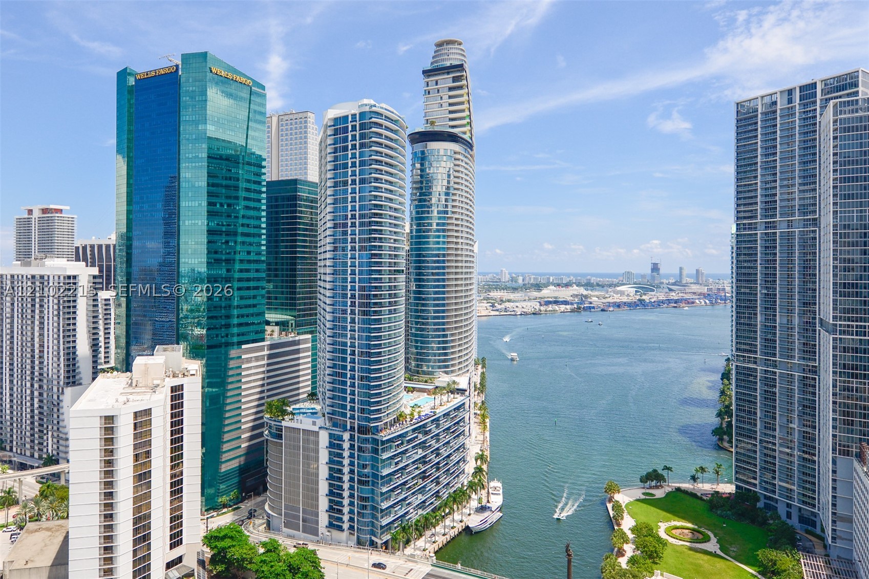 200 Biscayne Boulevard Way #3905, Miami FL 33131