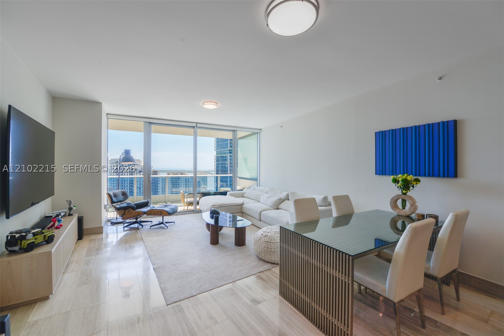 200 Biscayne Boulevard Way #3905, Miami FL 33131