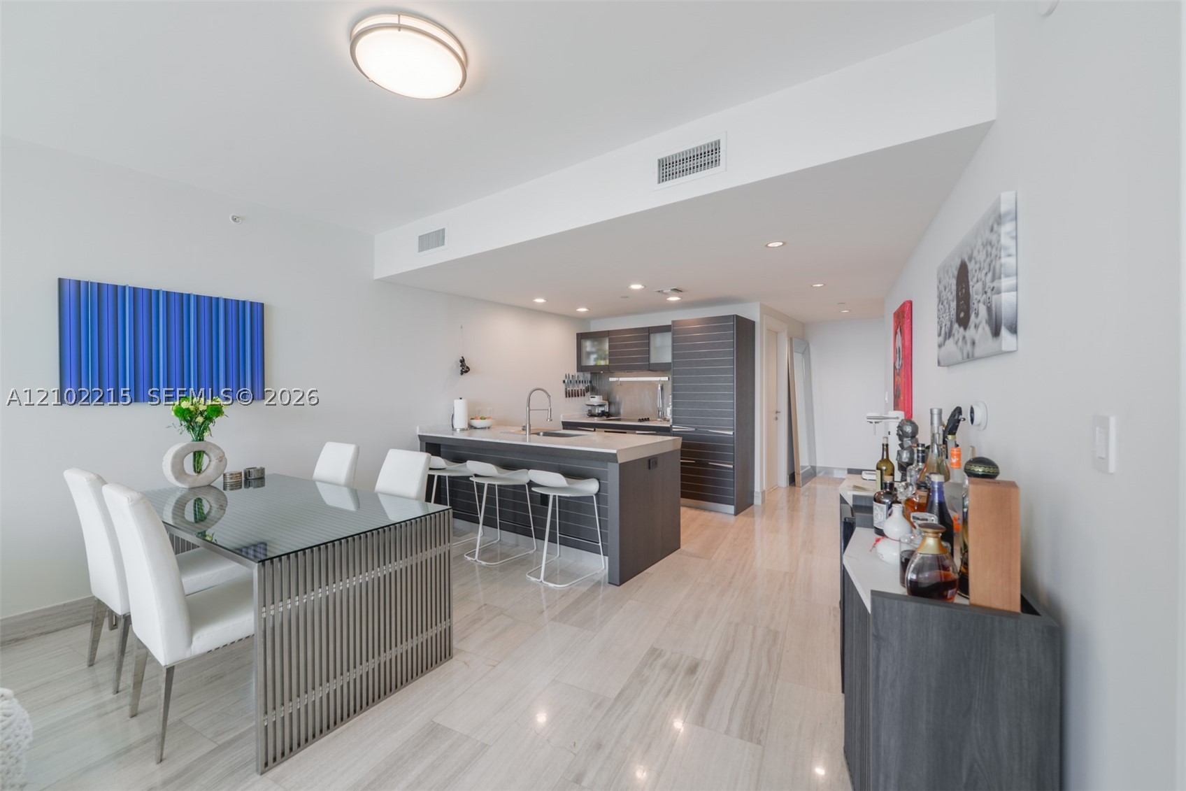 200 Biscayne Boulevard Way #3905, Miami FL 33131