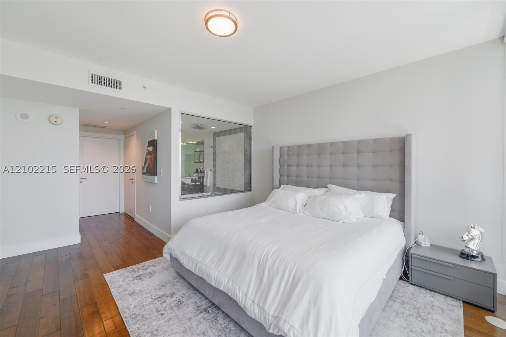 200 Biscayne Boulevard Way #3905, Miami FL 33131