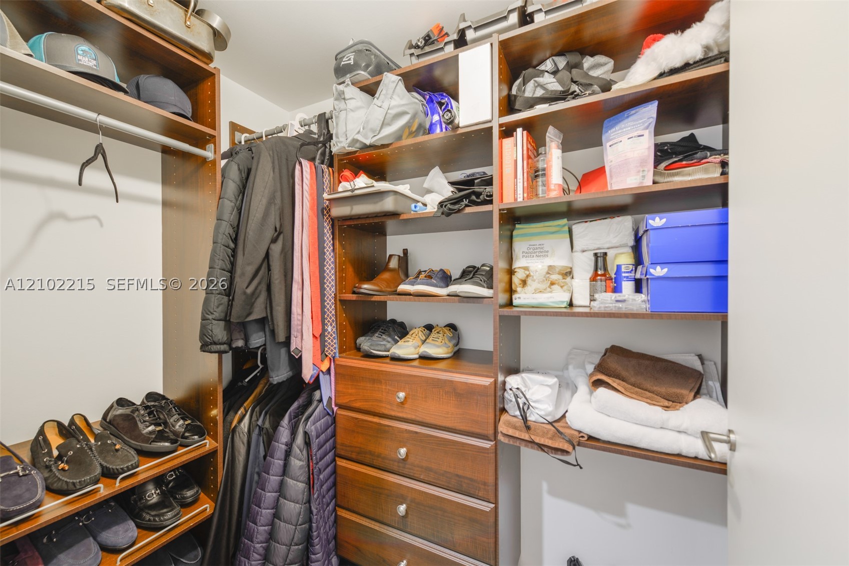 200 Biscayne Boulevard Way #3905, Miami FL 33131