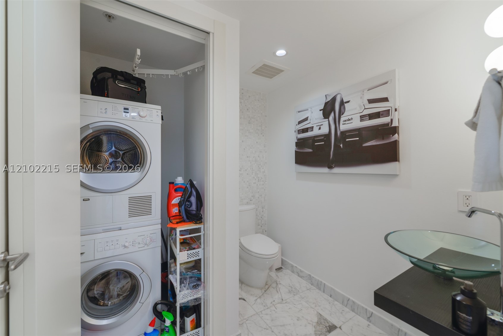 200 Biscayne Boulevard Way #3905, Miami FL 33131