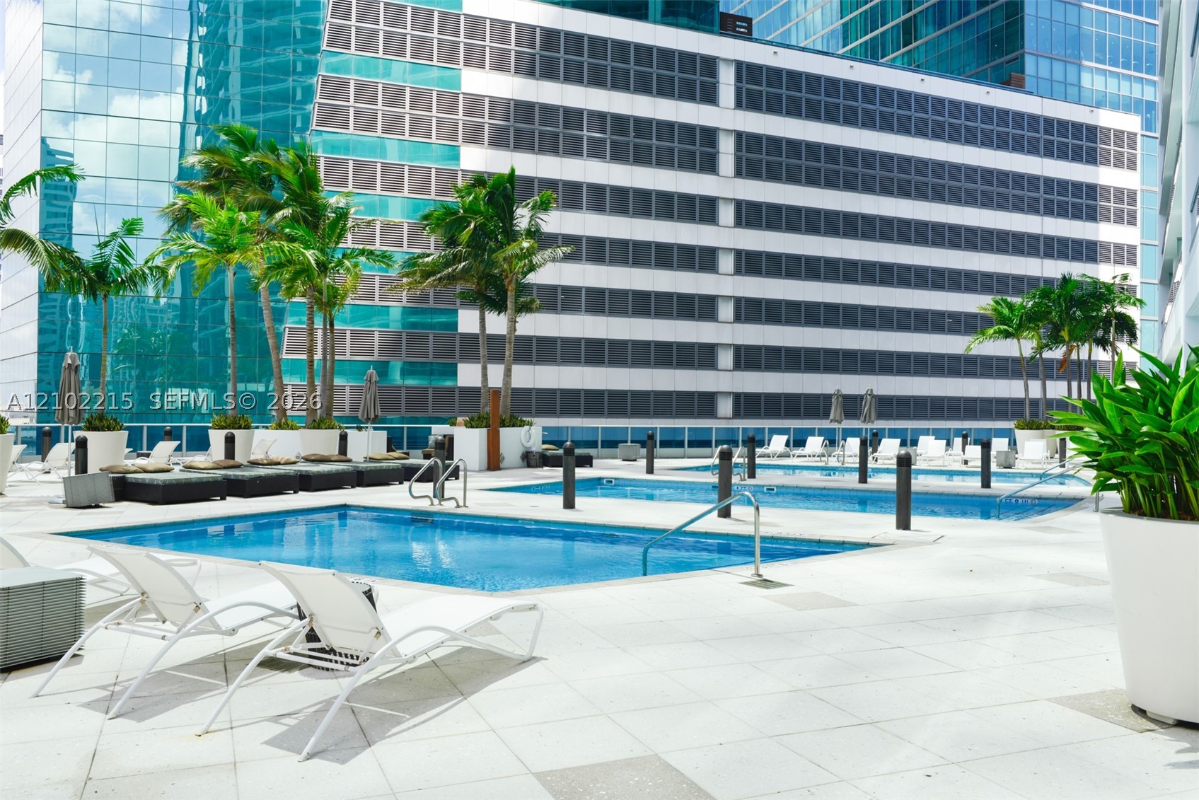 200 Biscayne Boulevard Way #3905, Miami FL 33131