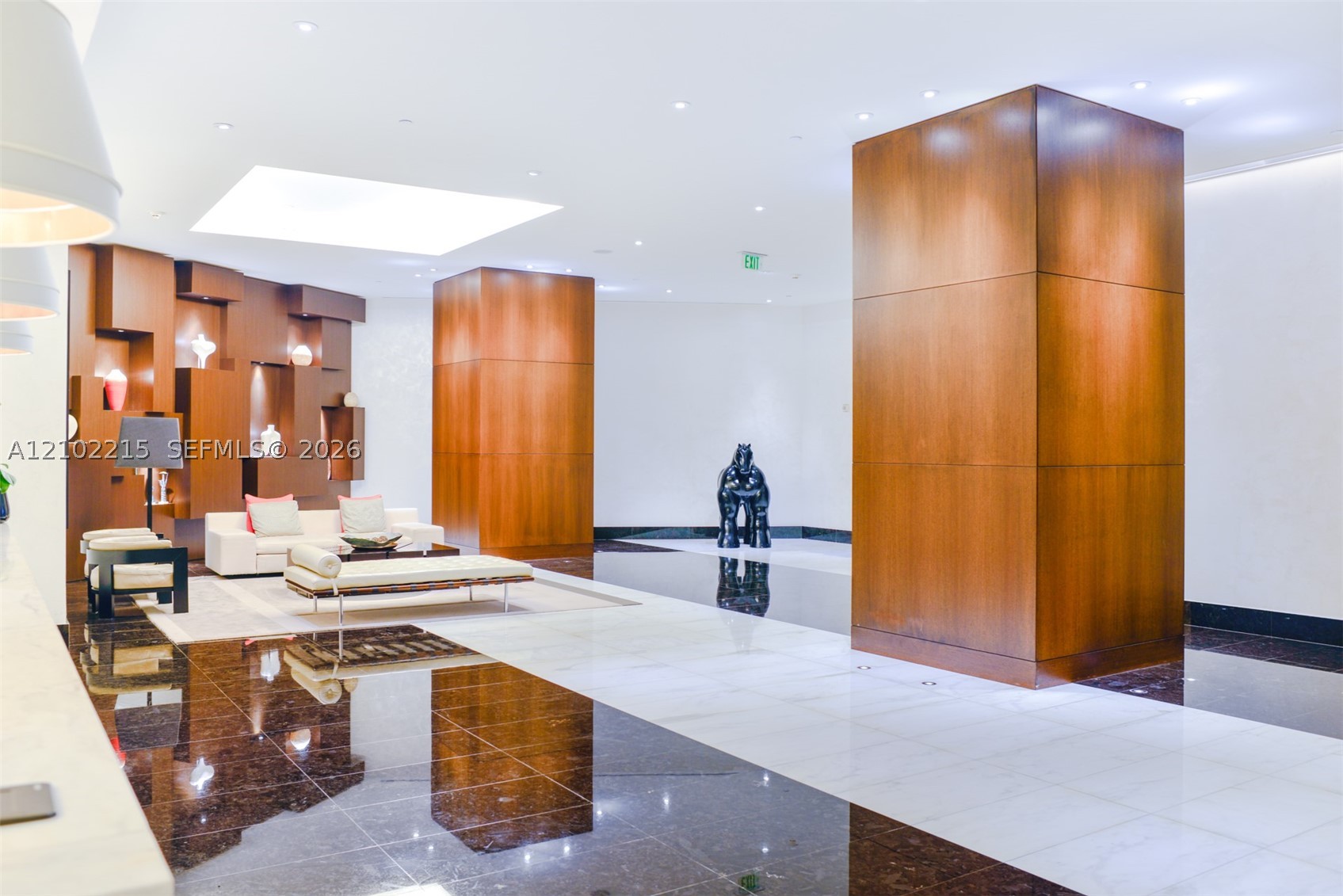 200 Biscayne Boulevard Way #3905, Miami FL 33131