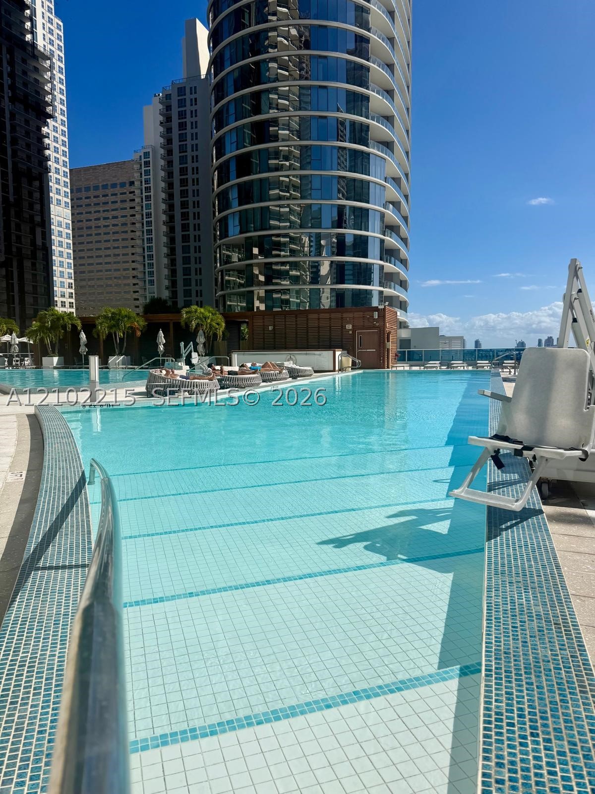 200 Biscayne Boulevard Way #3905, Miami FL 33131