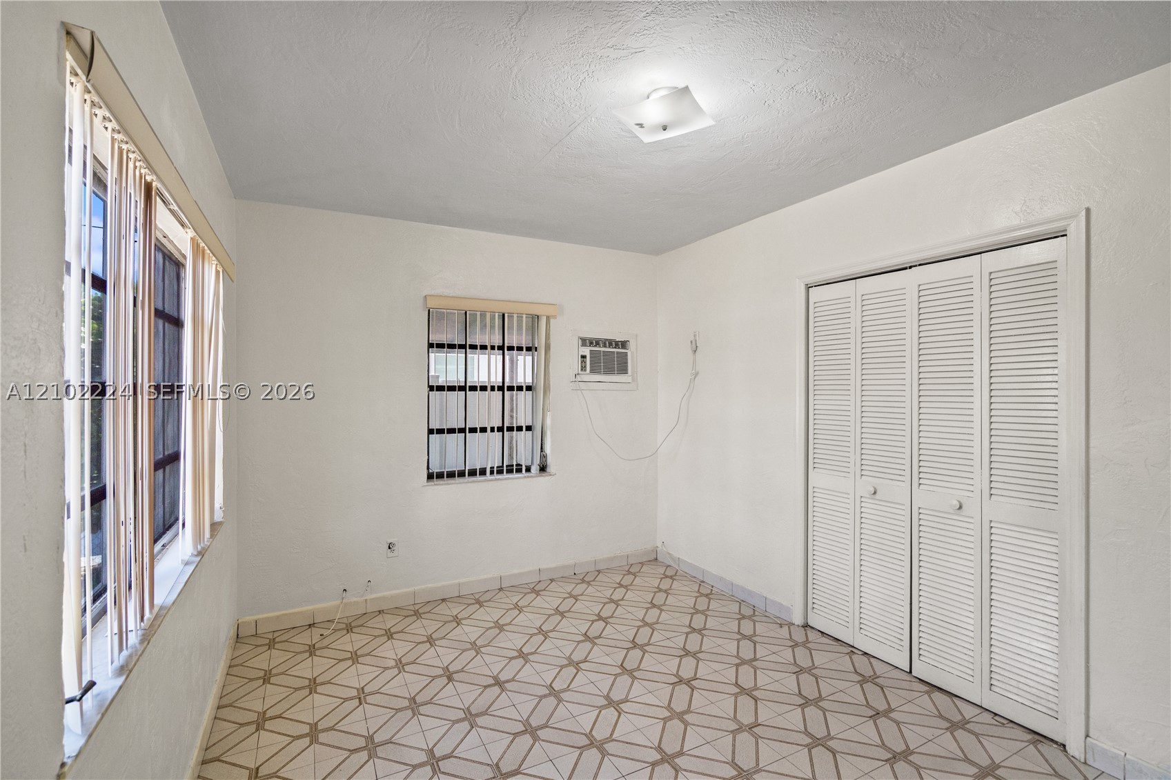 3250 NW 14th Ter, Miami FL 33125