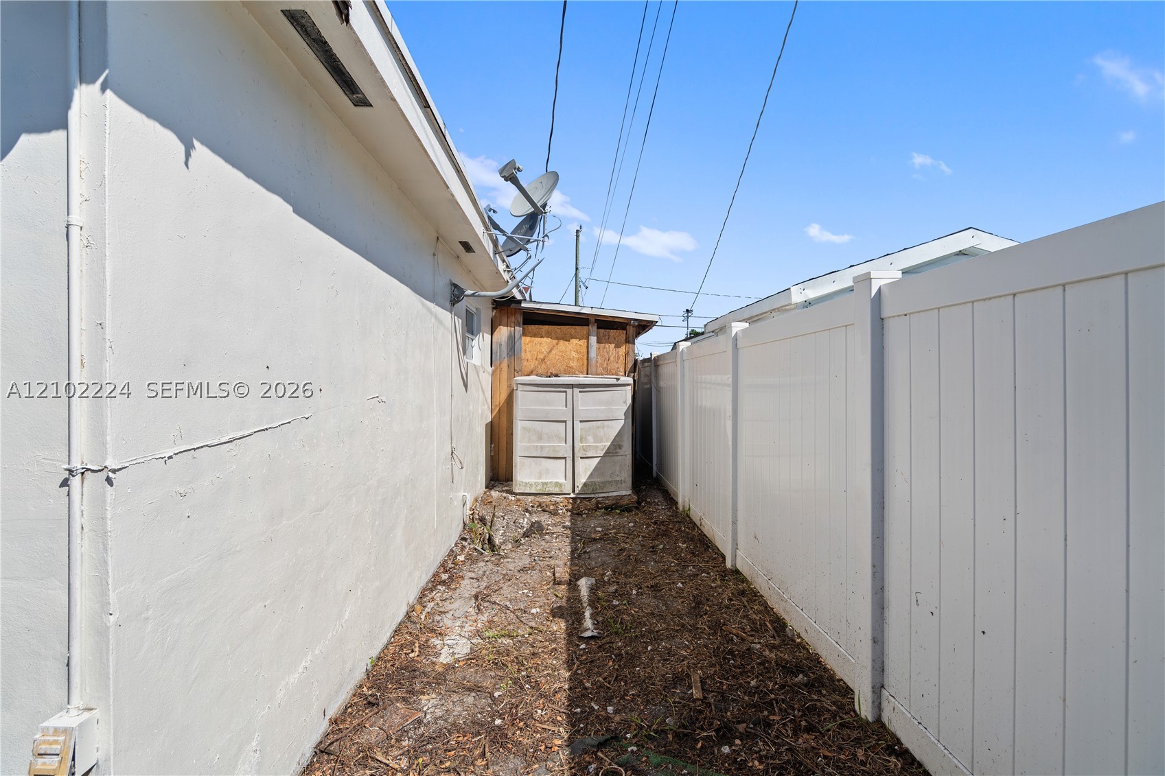 3250 NW 14th Ter, Miami FL 33125