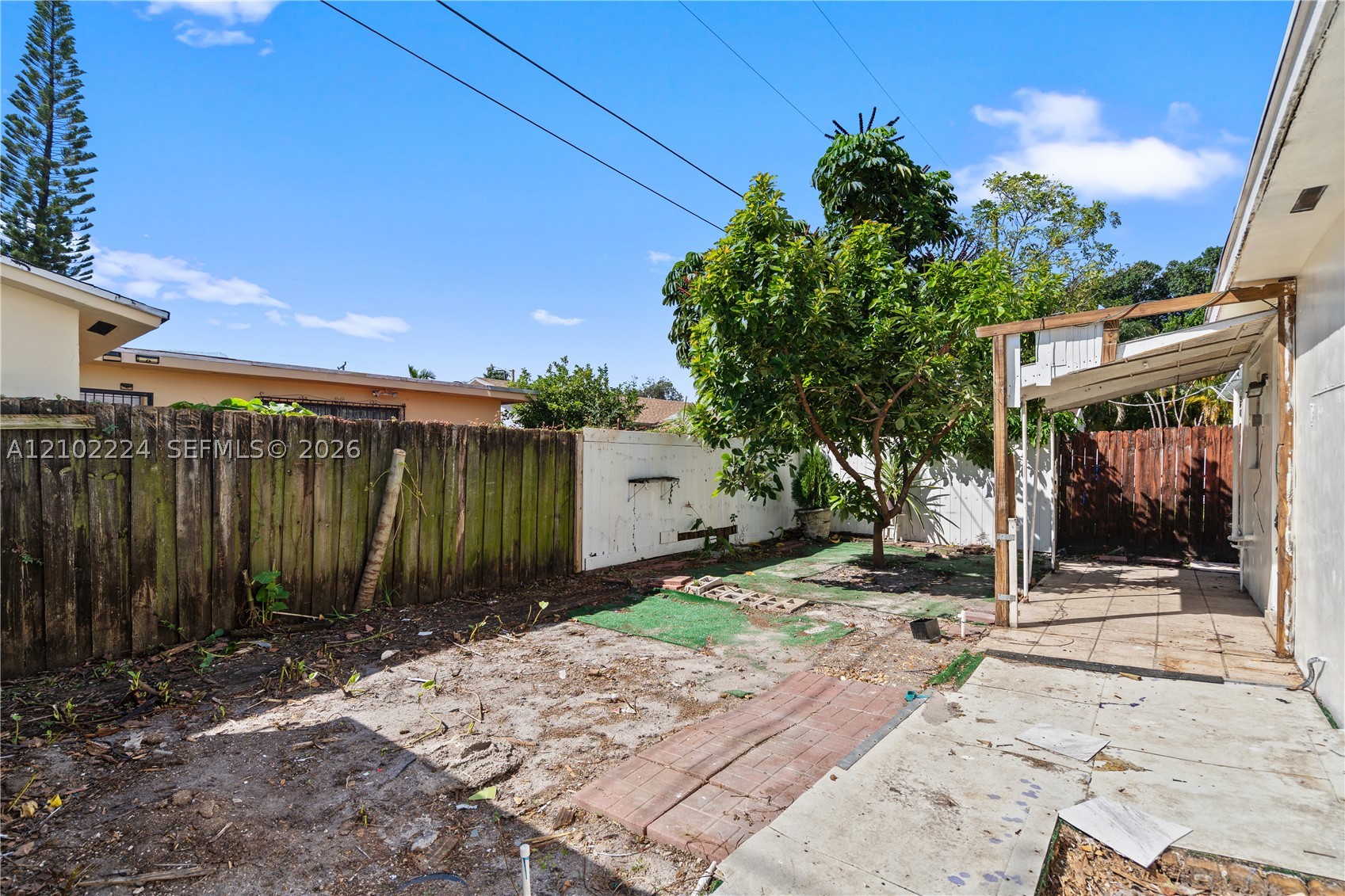 3250 NW 14th Ter, Miami FL 33125