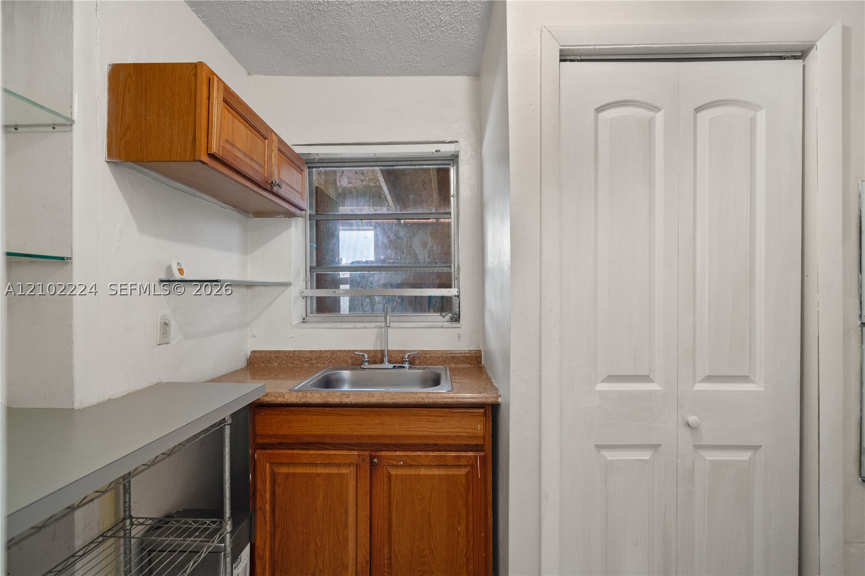 3250 NW 14th Ter, Miami FL 33125
