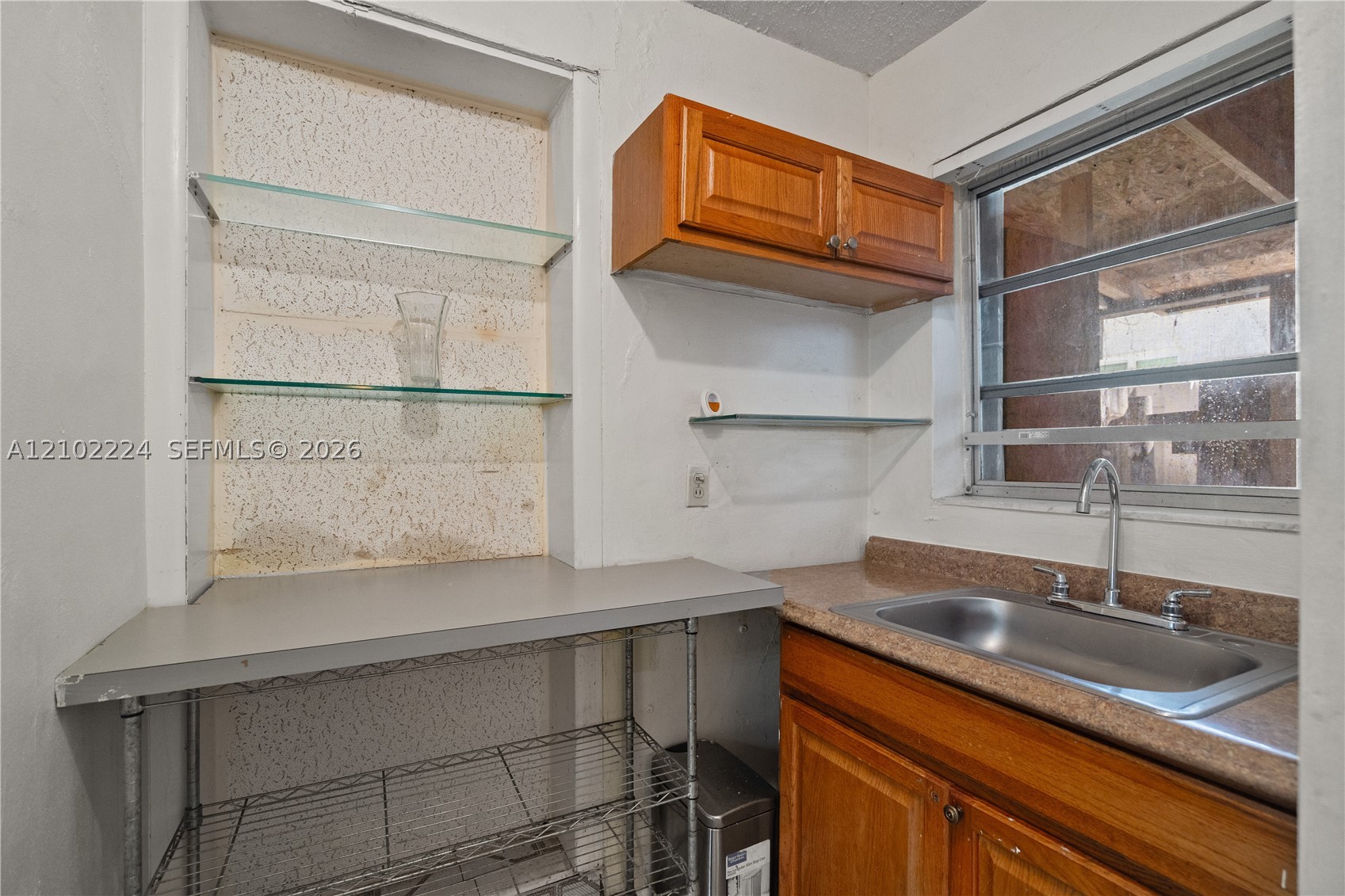 3250 NW 14th Ter, Miami FL 33125