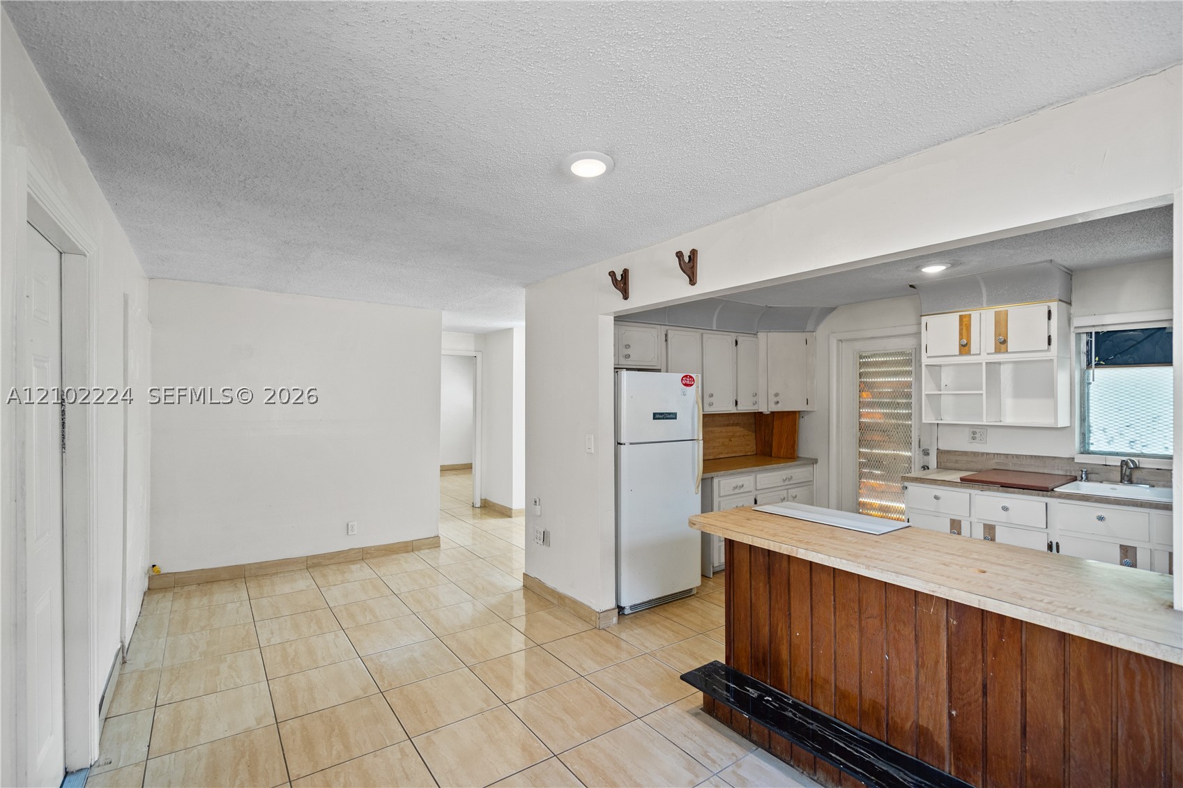 3250 NW 14th Ter, Miami FL 33125