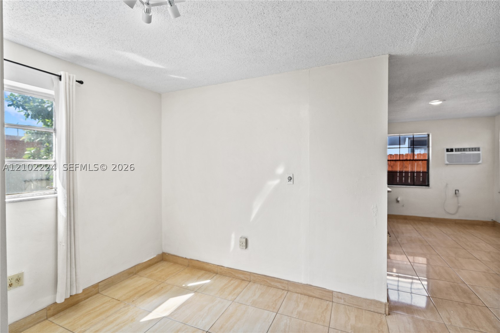 3250 NW 14th Ter, Miami FL 33125
