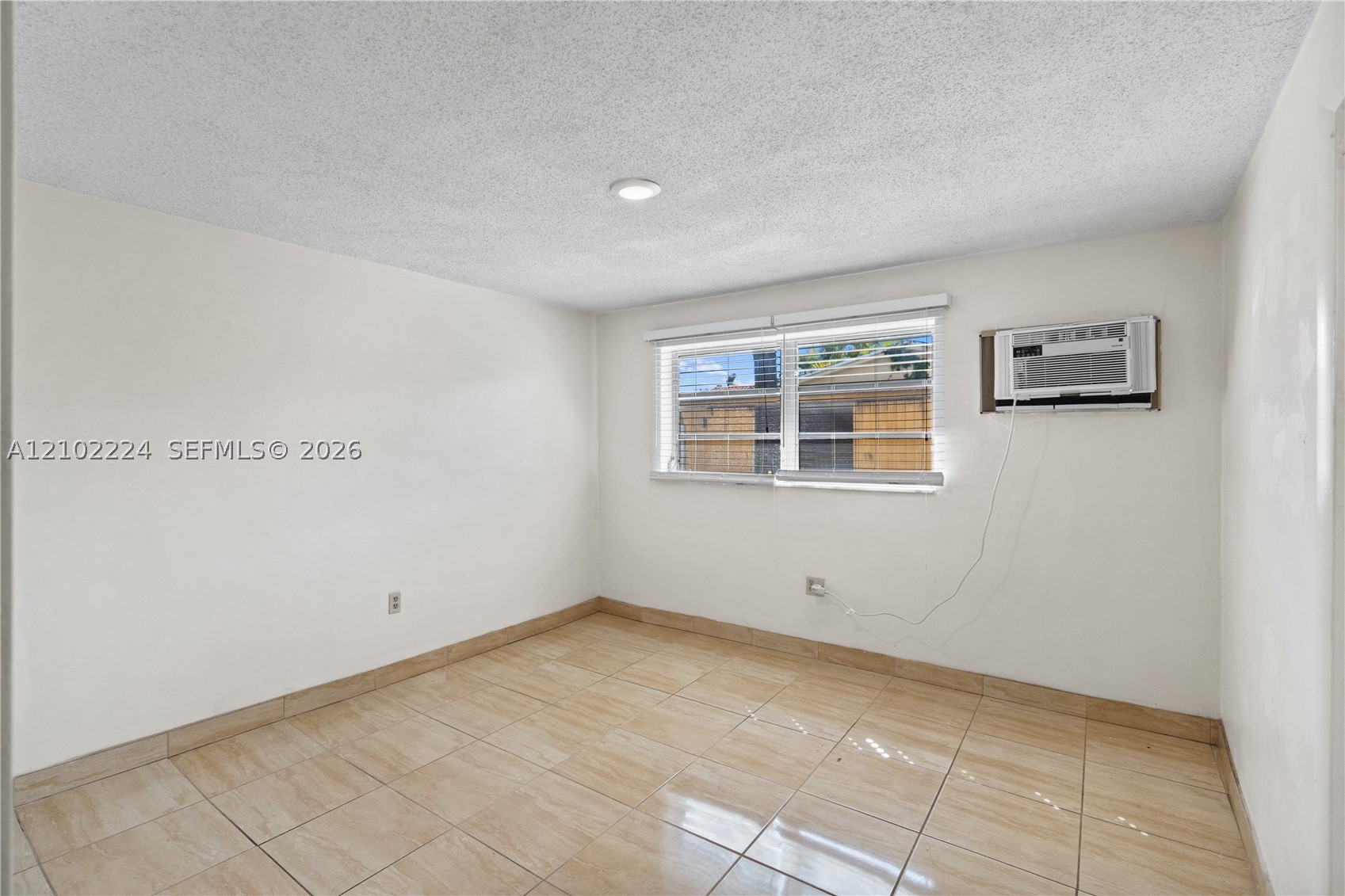 3250 NW 14th Ter, Miami FL 33125