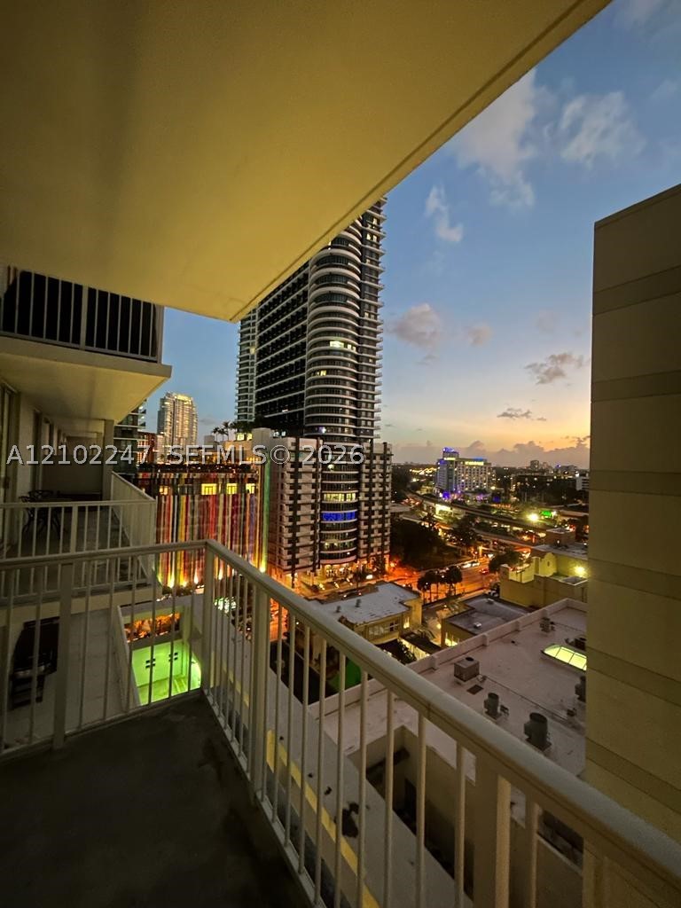 1250 S Miami Ave #1213, Miami FL 33130