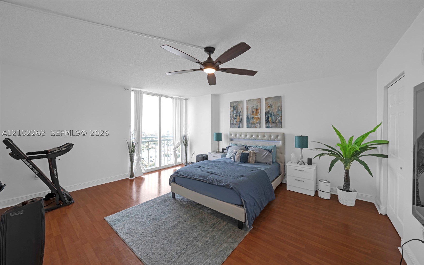 3000 Coral Way #1419, Miami FL 33145