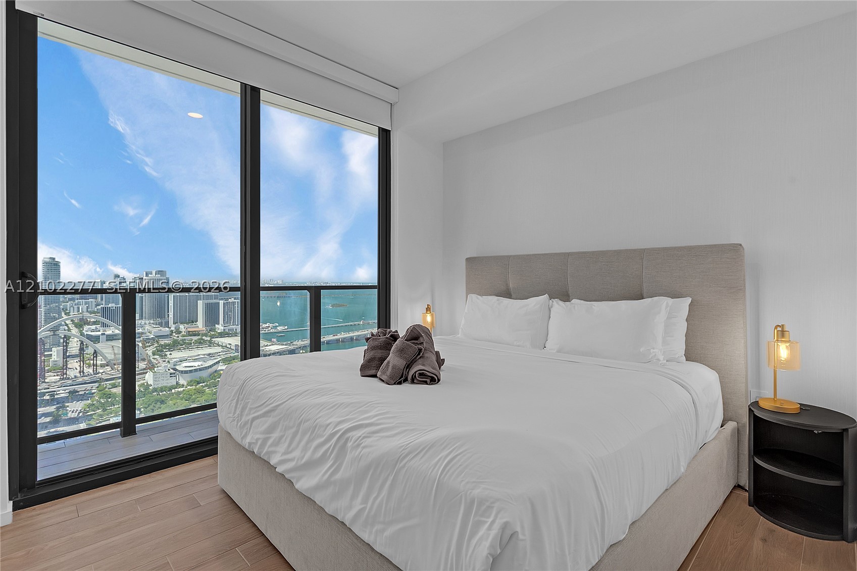 Miami FL 33132 - A12102277