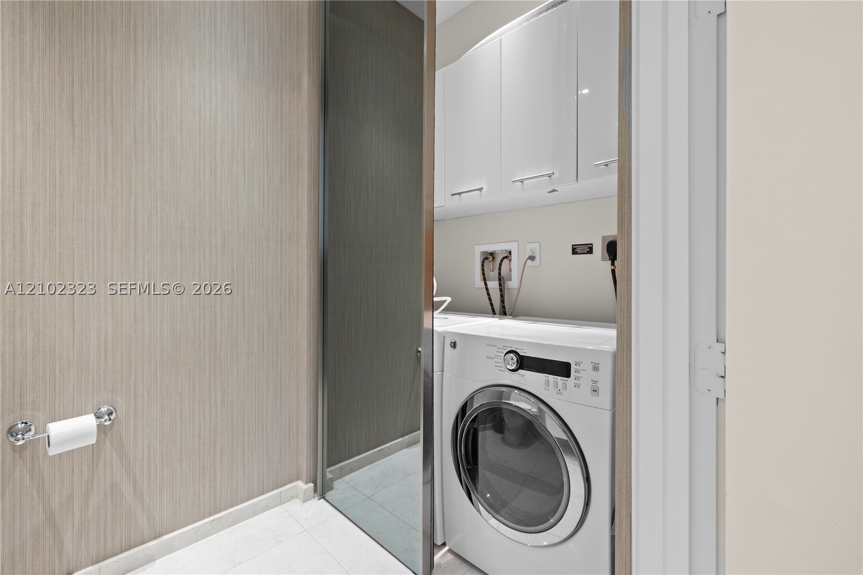 900 Brickell Key Blvd #3005, Miami FL 33131