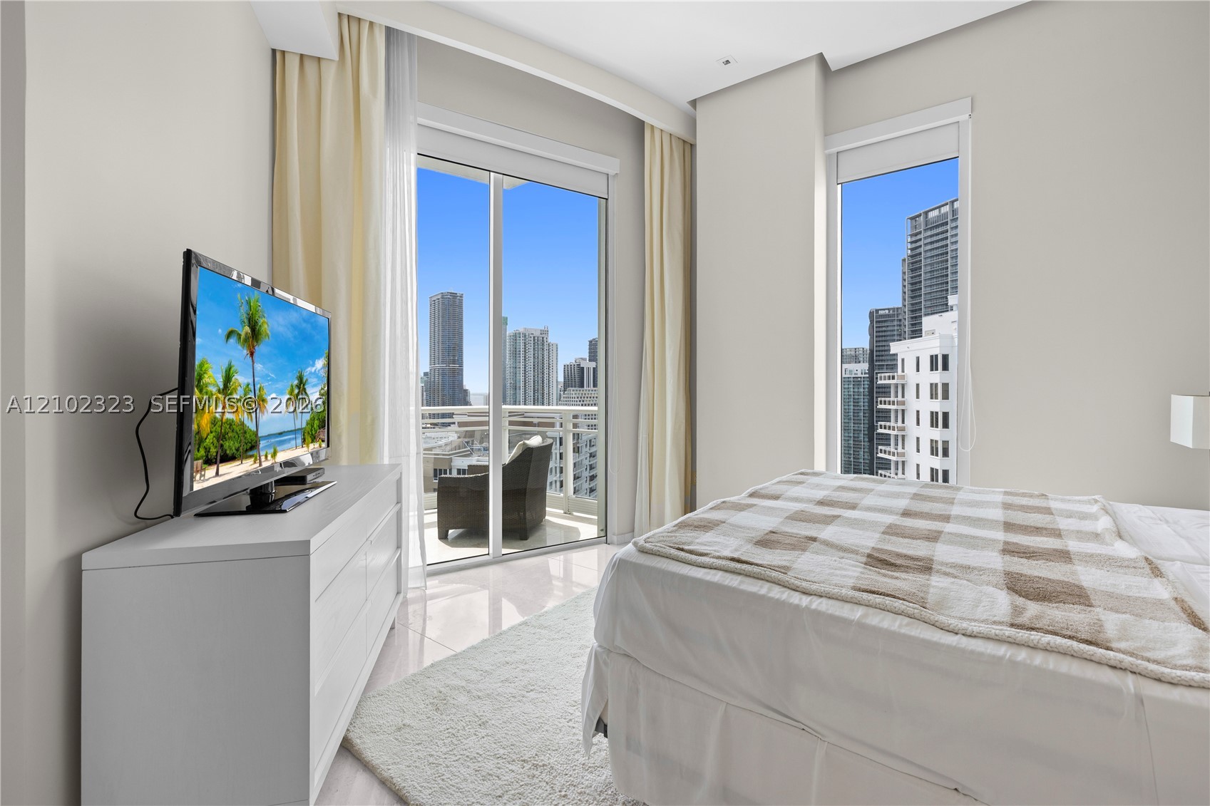 900 Brickell Key Blvd #3005, Miami FL 33131