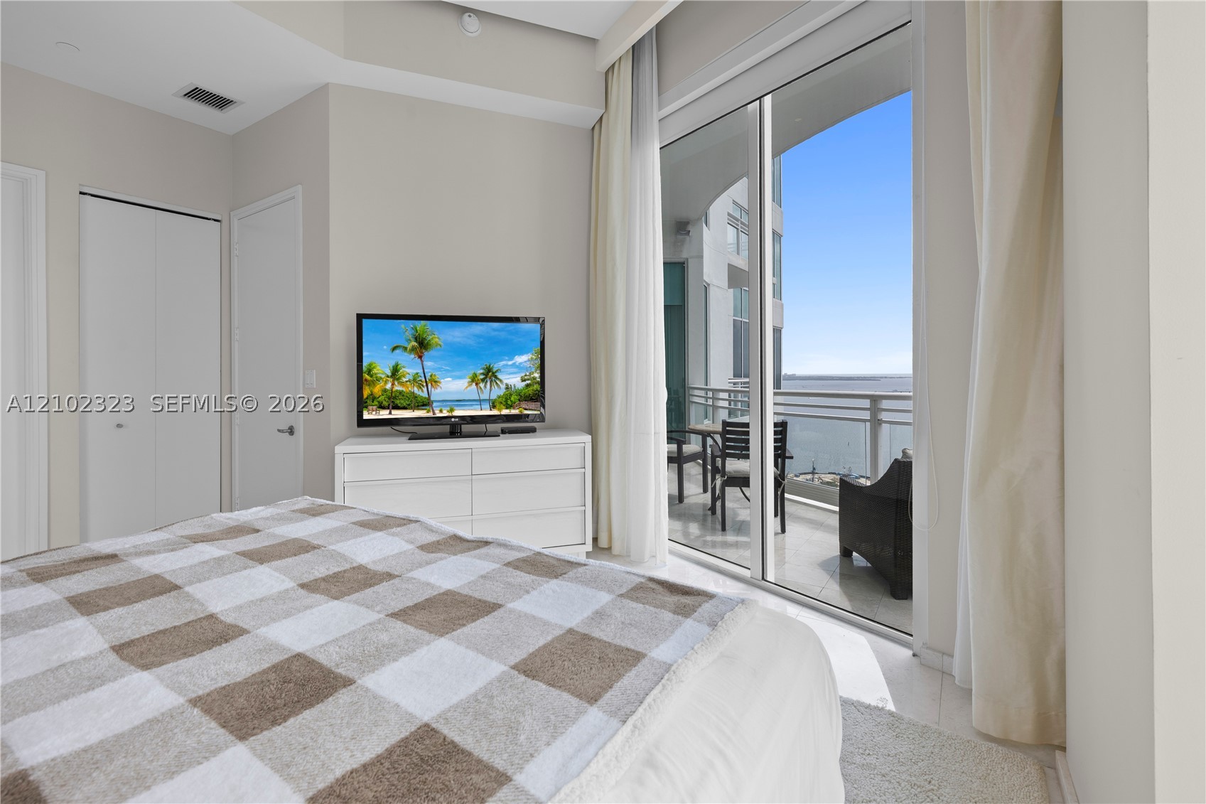 900 Brickell Key Blvd #3005, Miami FL 33131