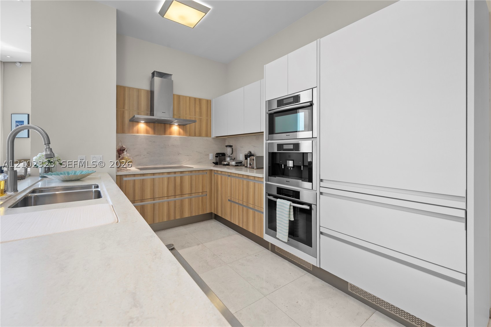 900 Brickell Key Blvd #3005, Miami FL 33131