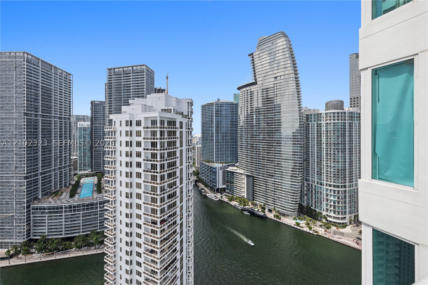 900 Brickell Key Blvd #3005, Miami FL 33131