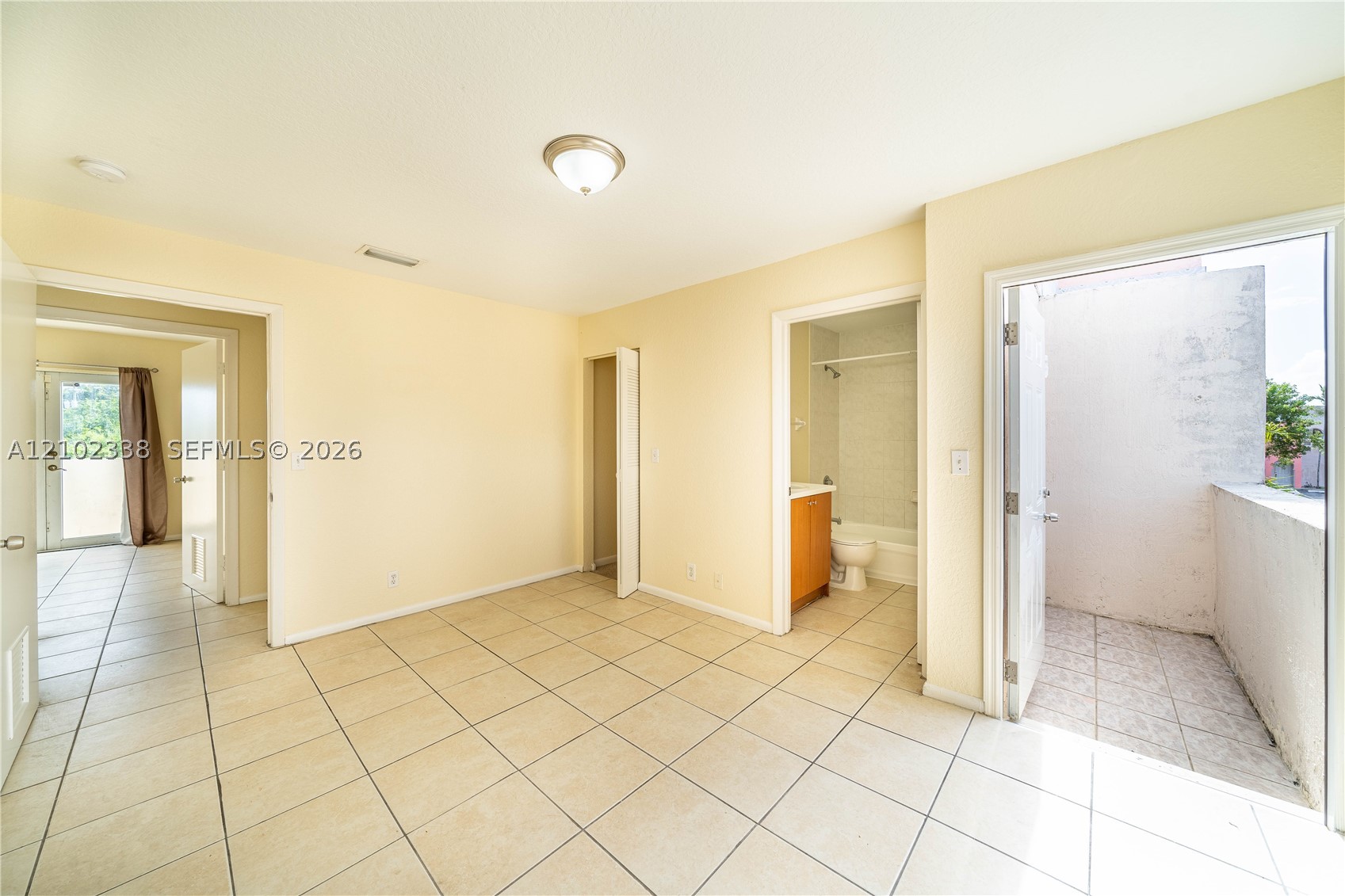 2746 NW 131st St #0, Opa Locka FL 33054