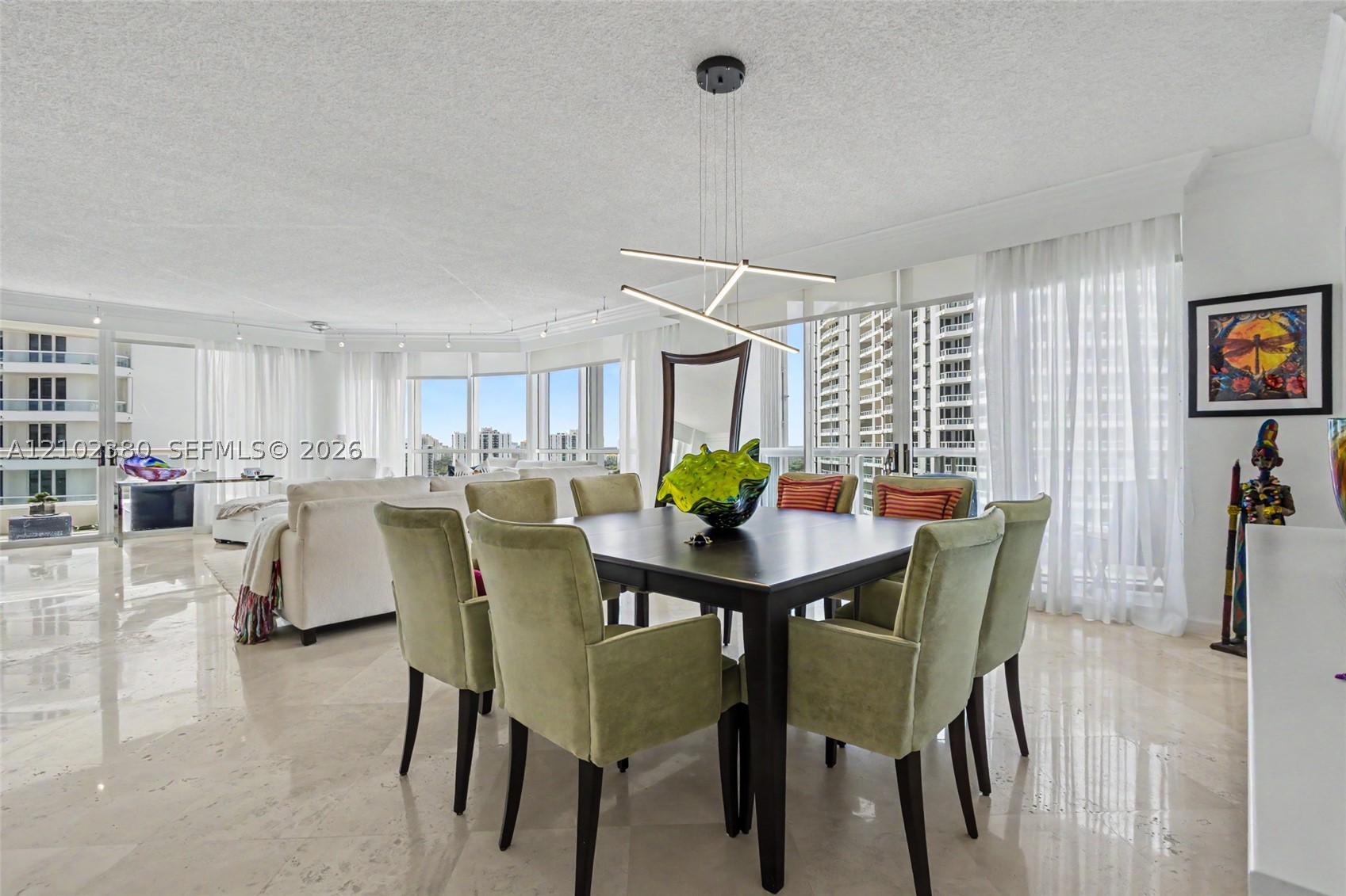 21150 NE 38TH AVE #2202, Aventura FL 33180