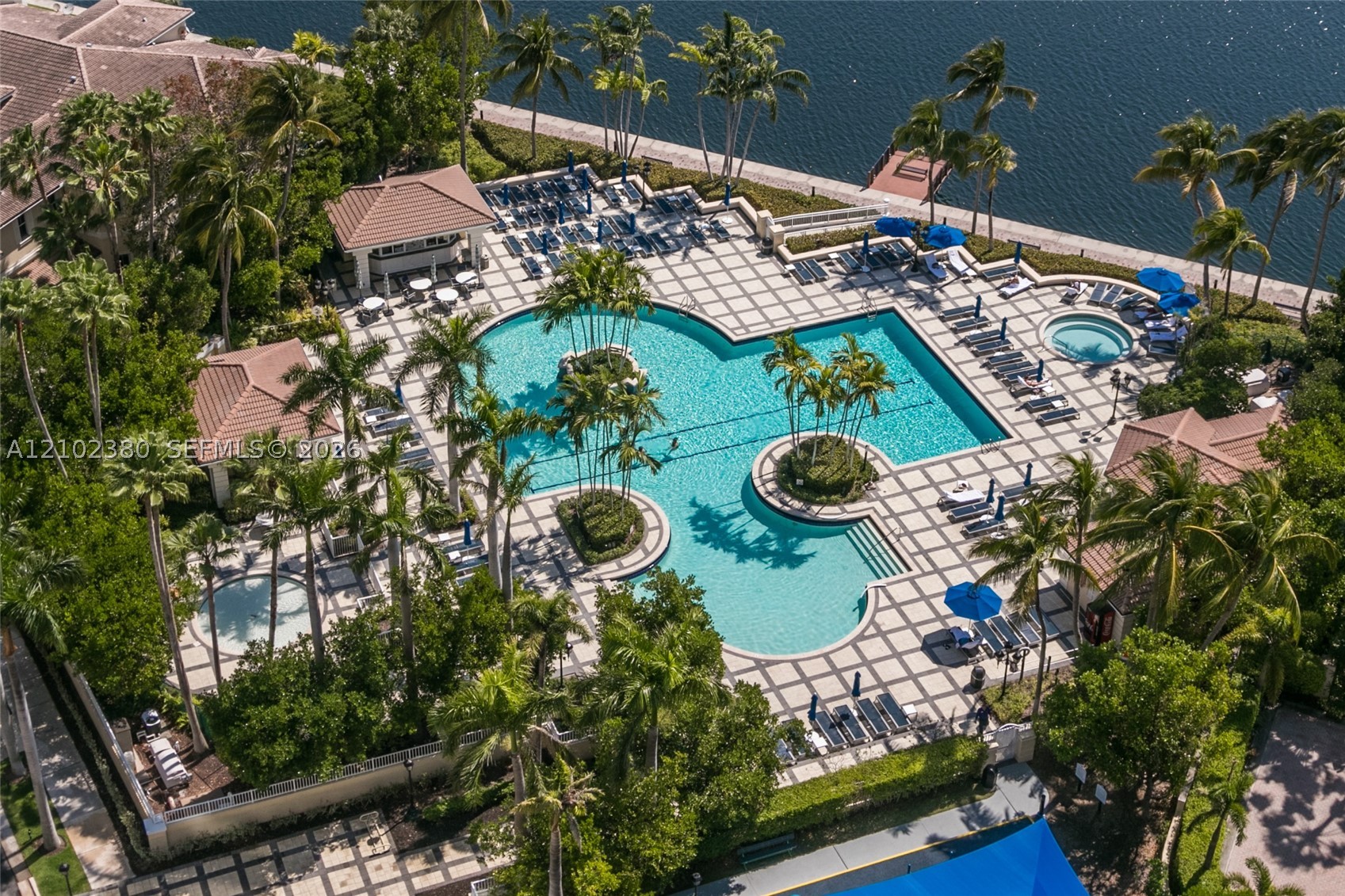 21150 NE 38TH AVE #2202, Aventura FL 33180