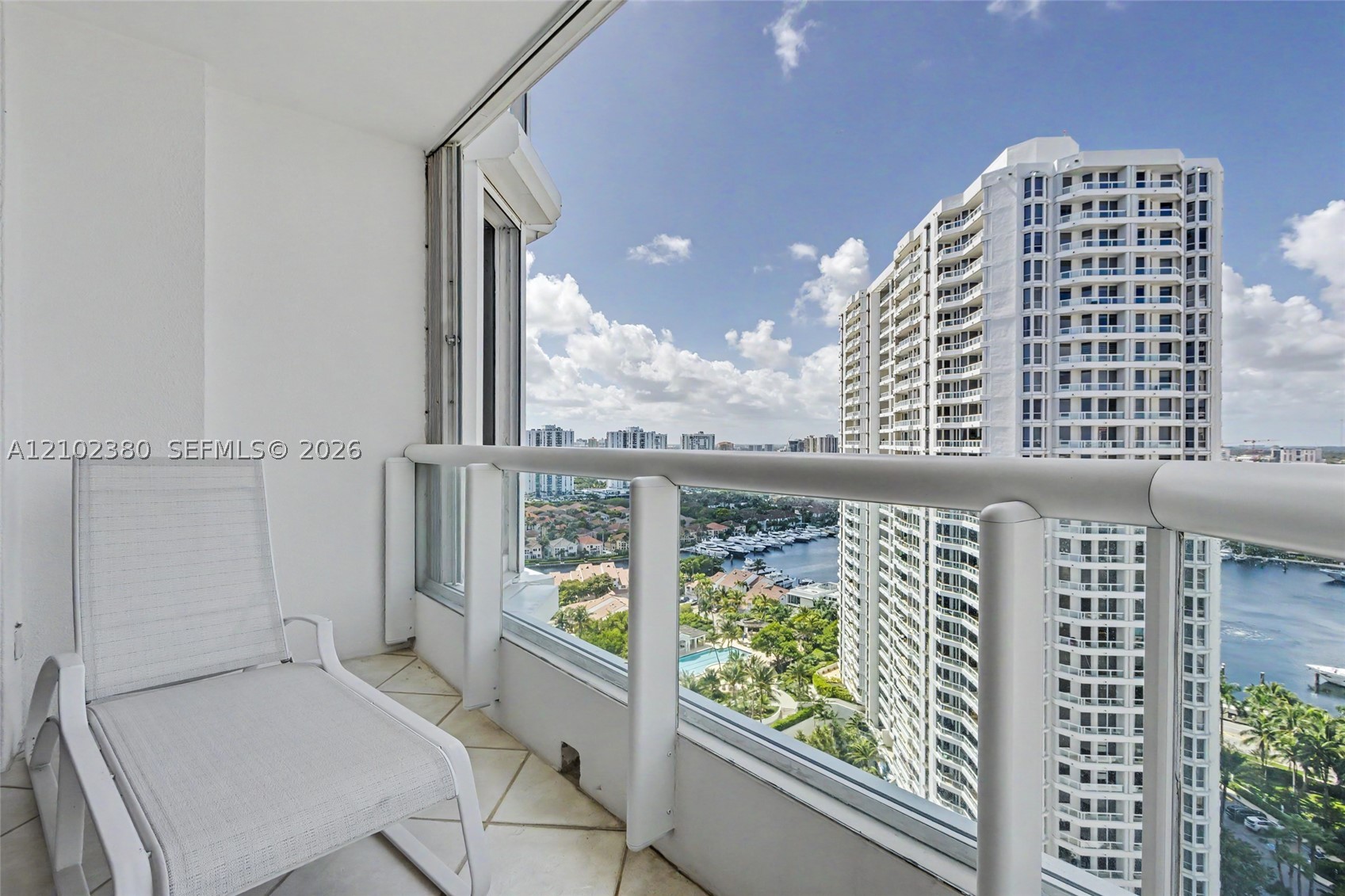21150 NE 38TH AVE #2202, Aventura FL 33180