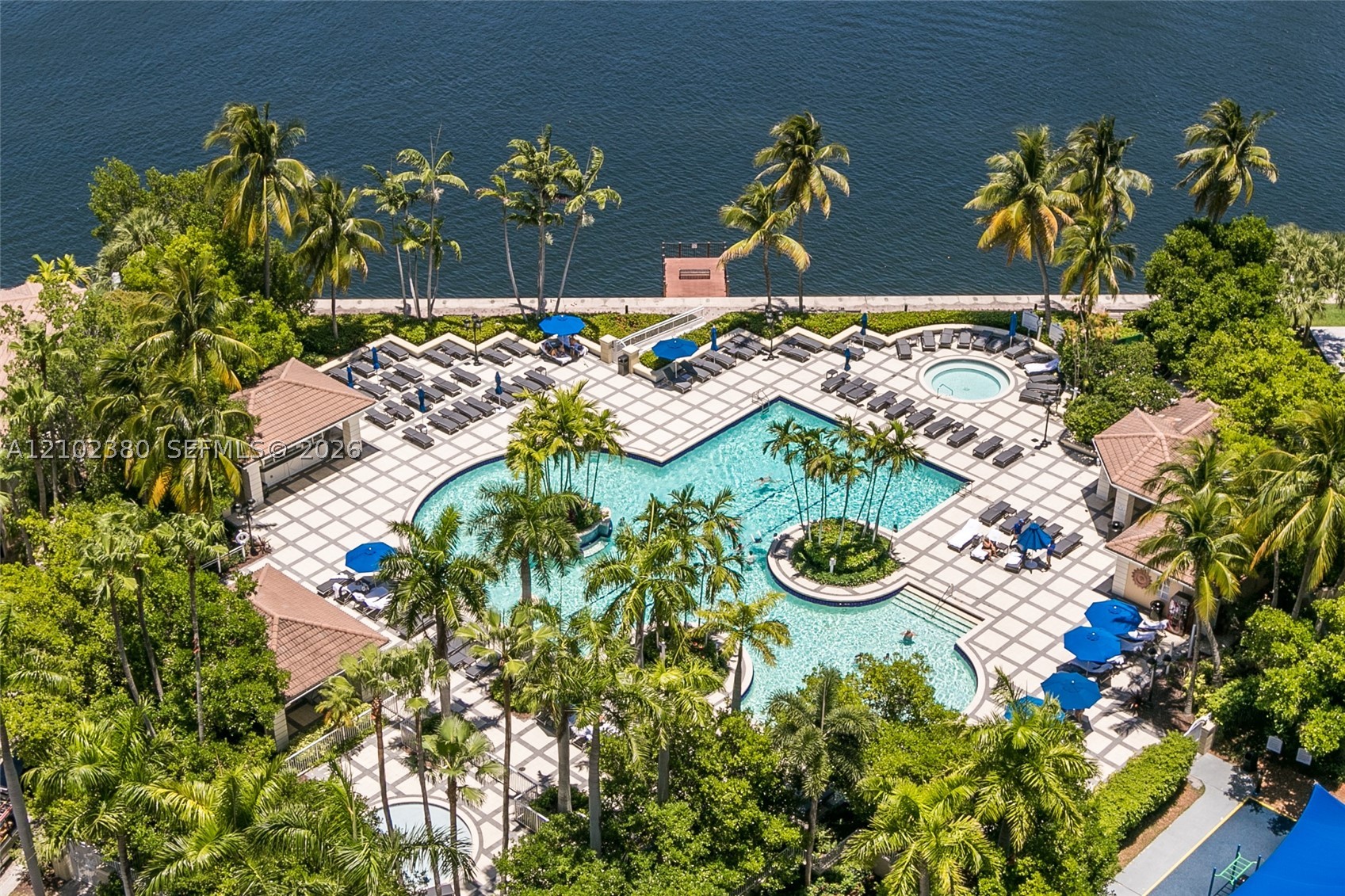 21150 NE 38TH AVE #2202, Aventura FL 33180