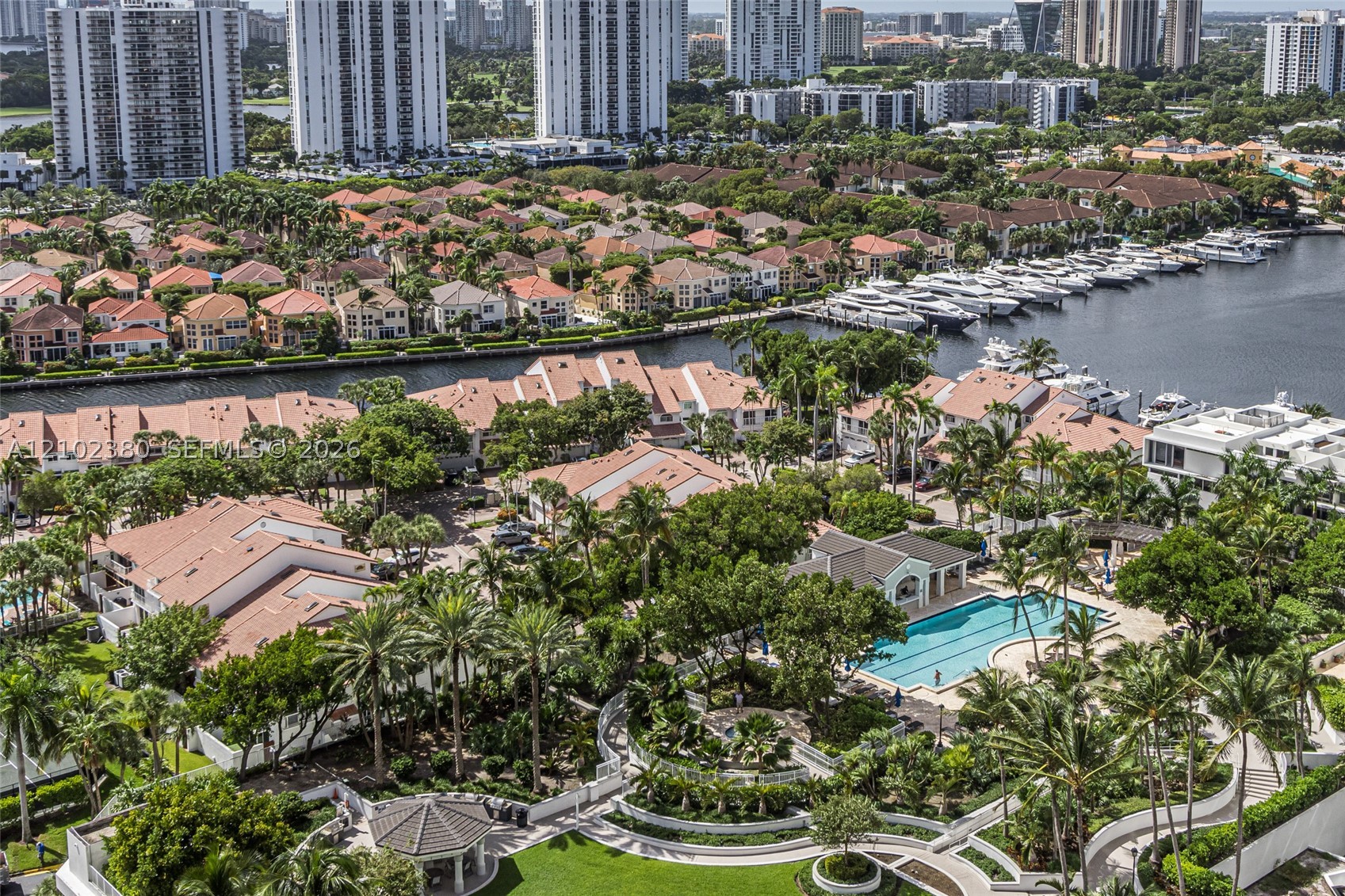 21150 NE 38TH AVE #2202, Aventura FL 33180