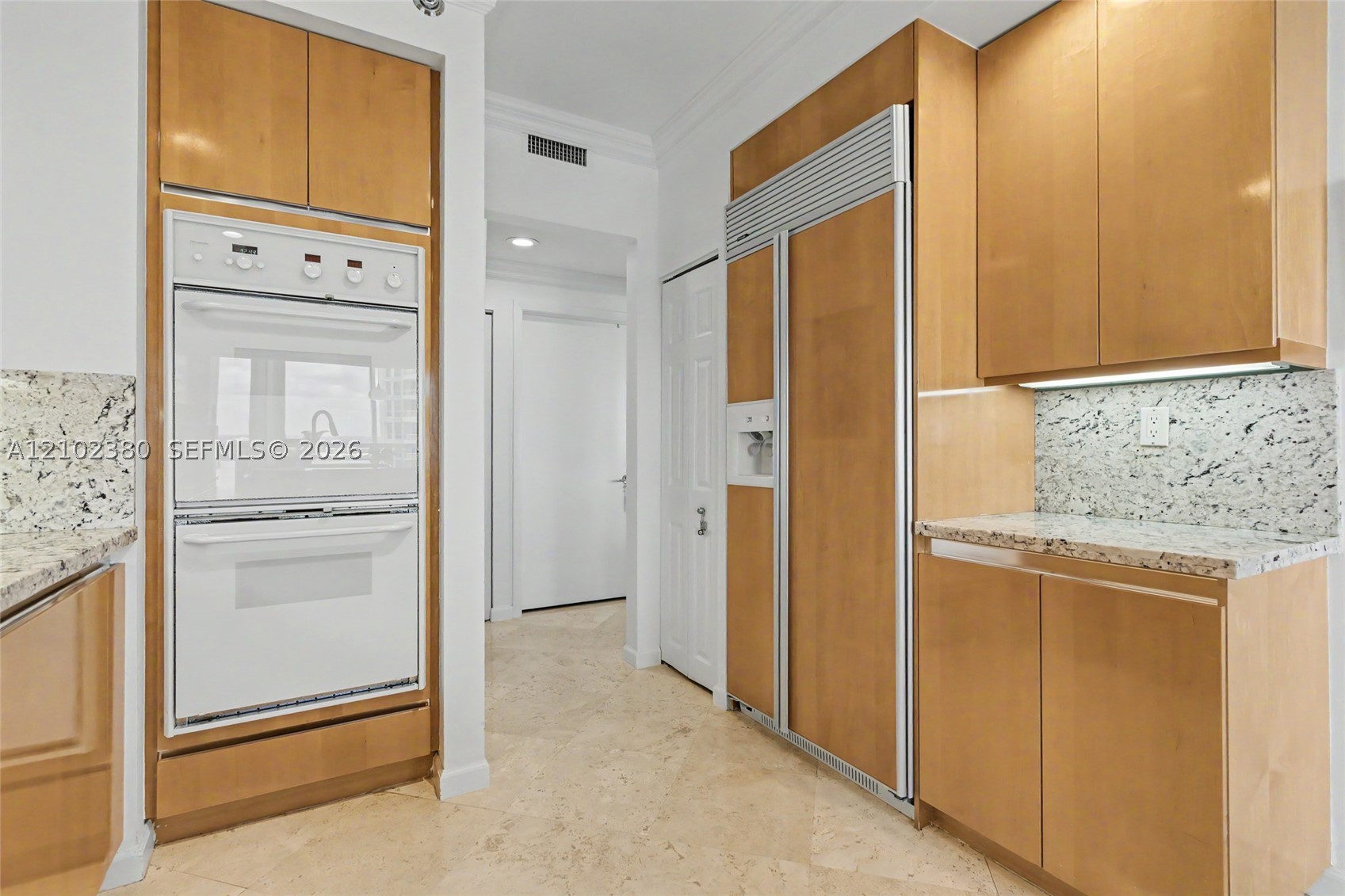 21150 NE 38TH AVE #2202, Aventura FL 33180
