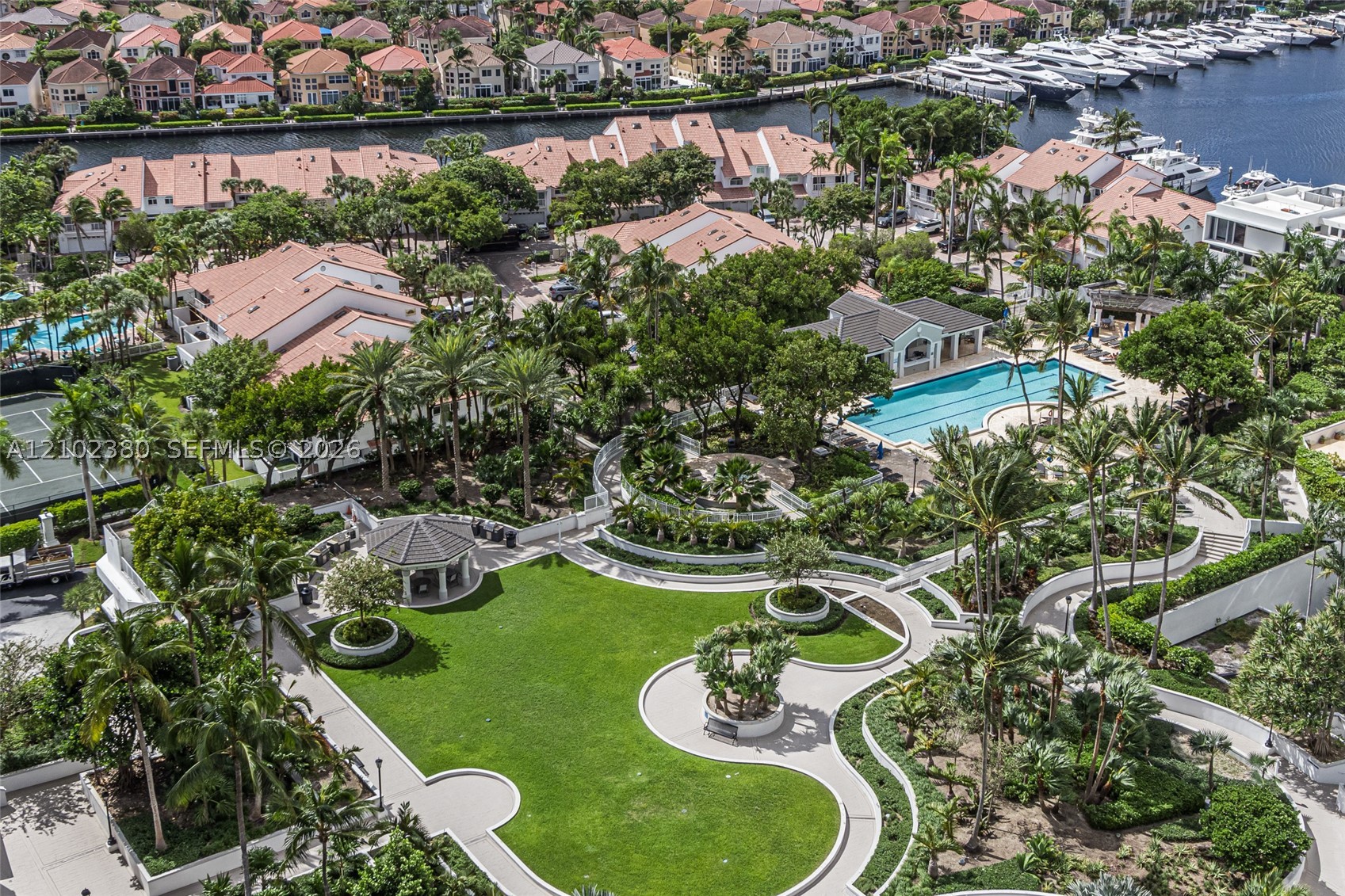 21150 NE 38TH AVE #2202, Aventura FL 33180
