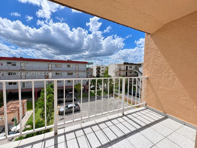 6130 W 19th Ave #308, Hialeah FL 33012