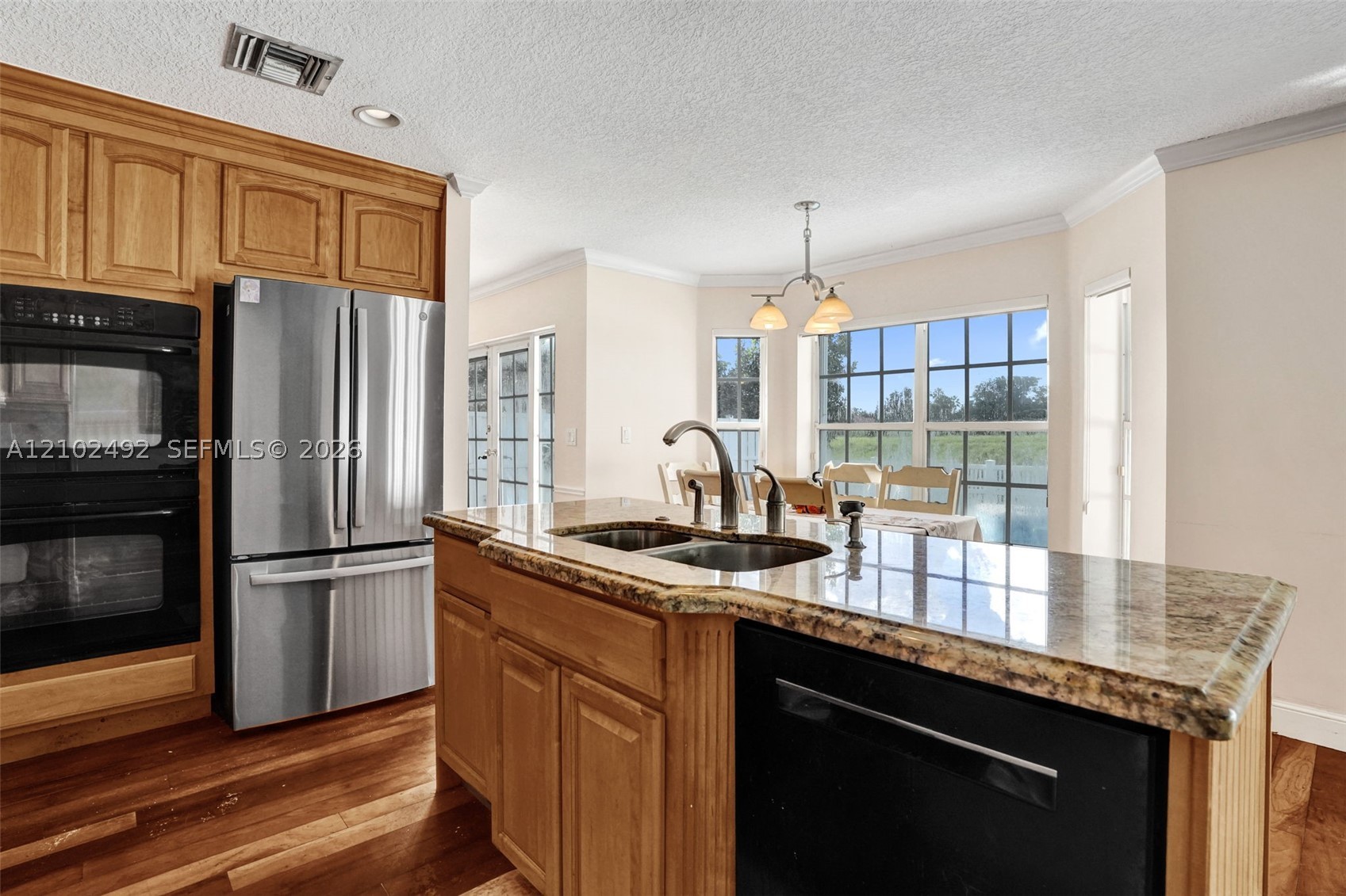 7860 NW 28th St, Margate FL 33063