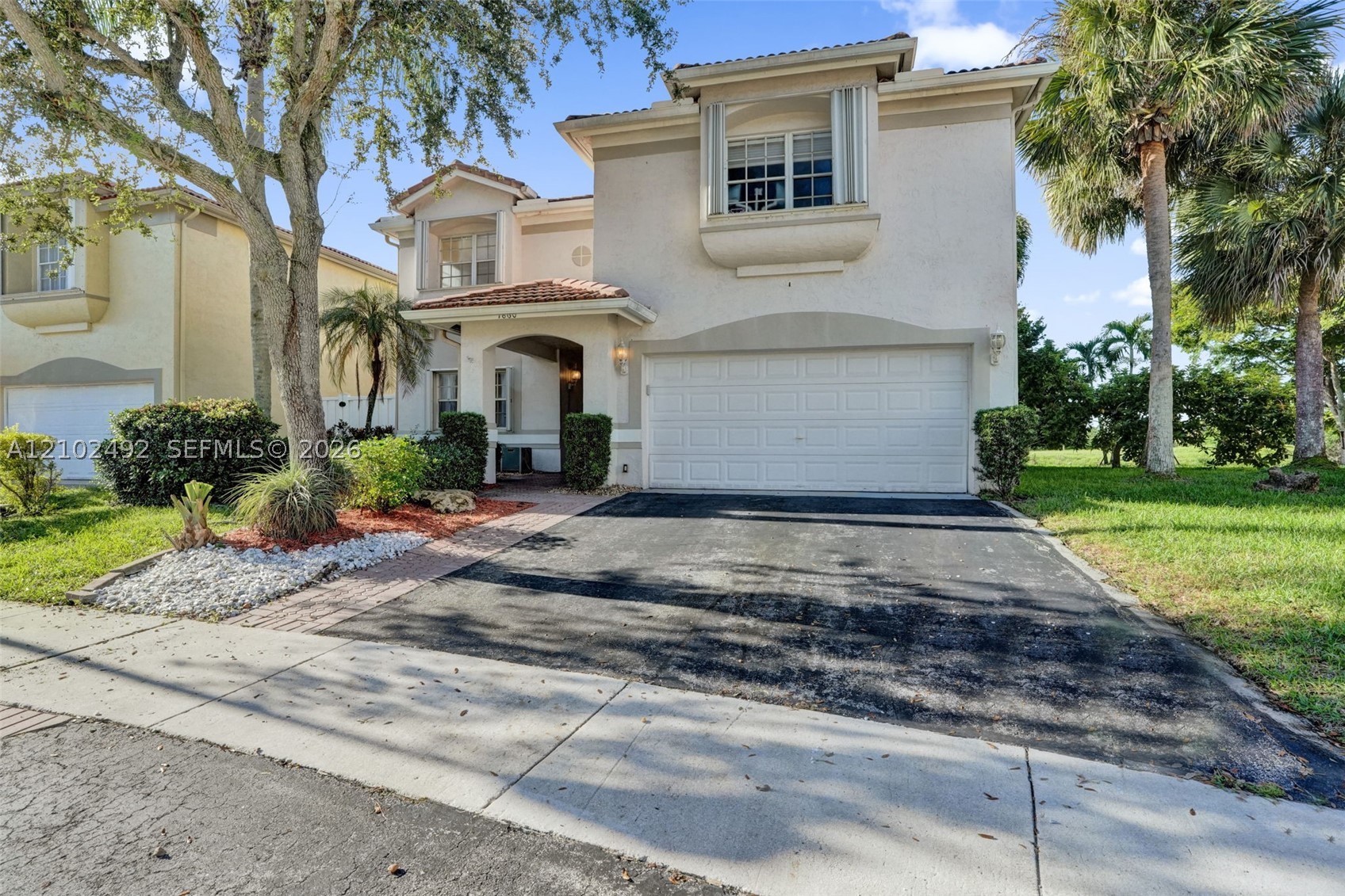 7860 NW 28th St, Margate FL 33063