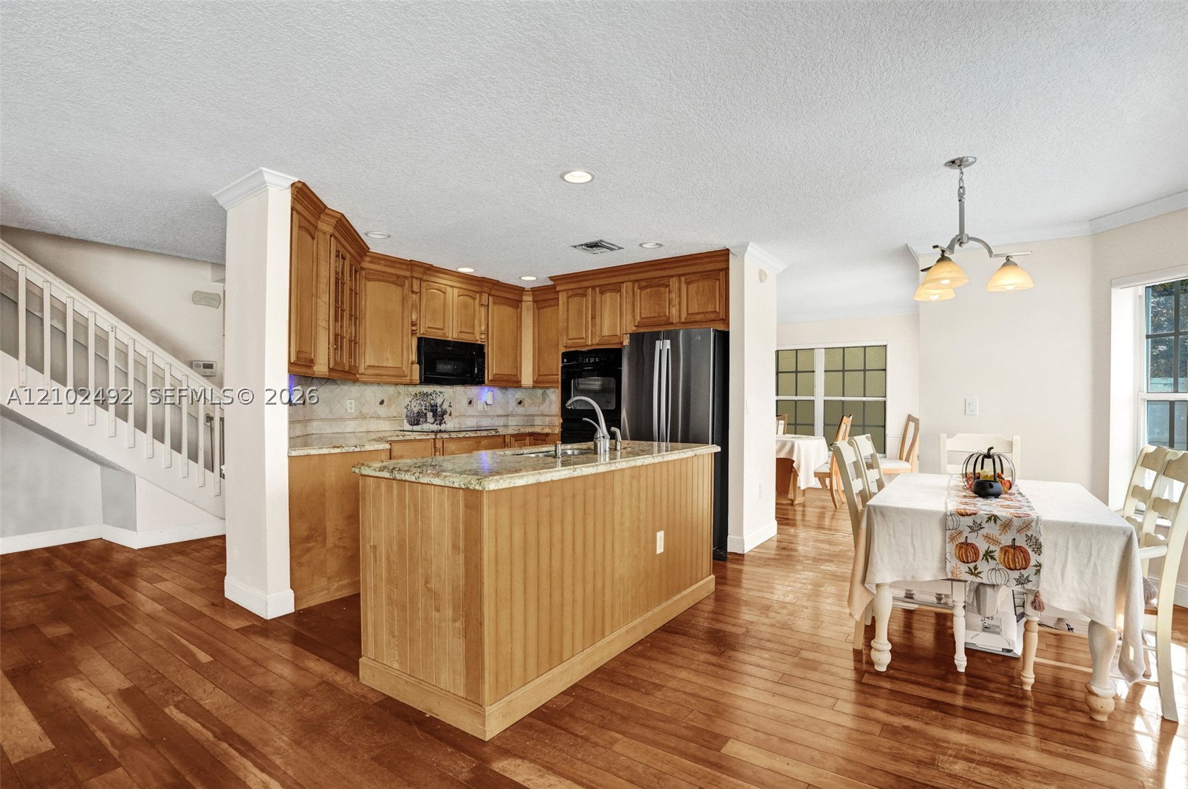 7860 NW 28th St, Margate FL 33063