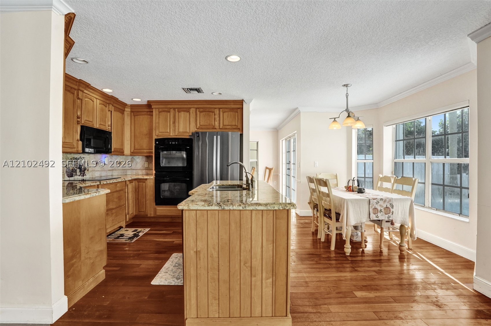 7860 NW 28th St, Margate FL 33063