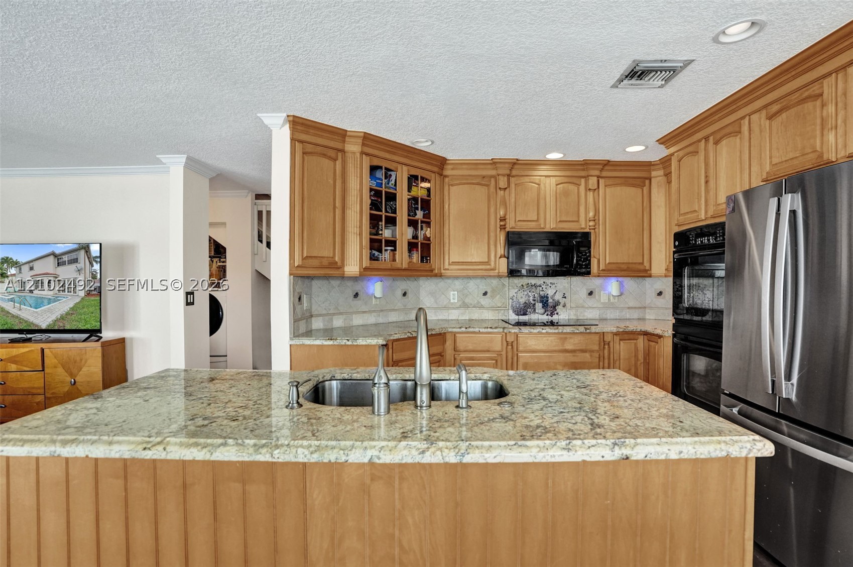 7860 NW 28th St, Margate FL 33063