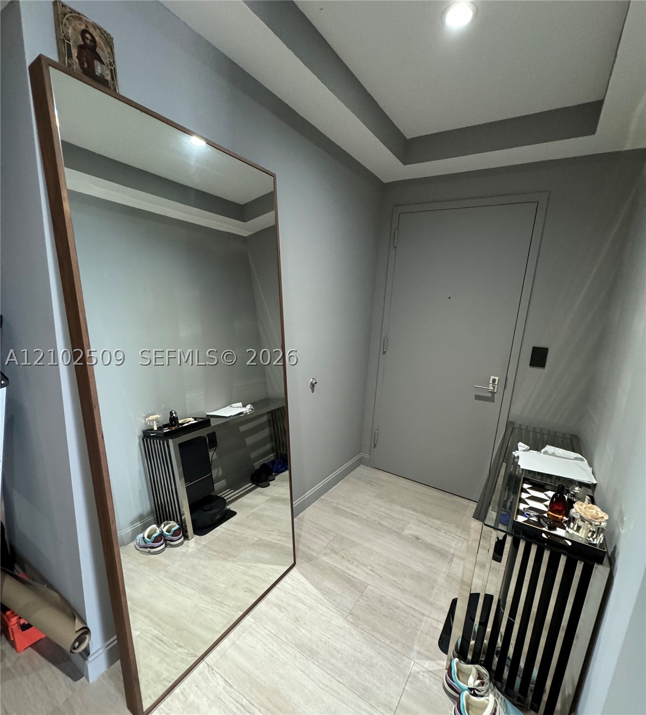 45 SW 9th St #3010, Miami FL 33130