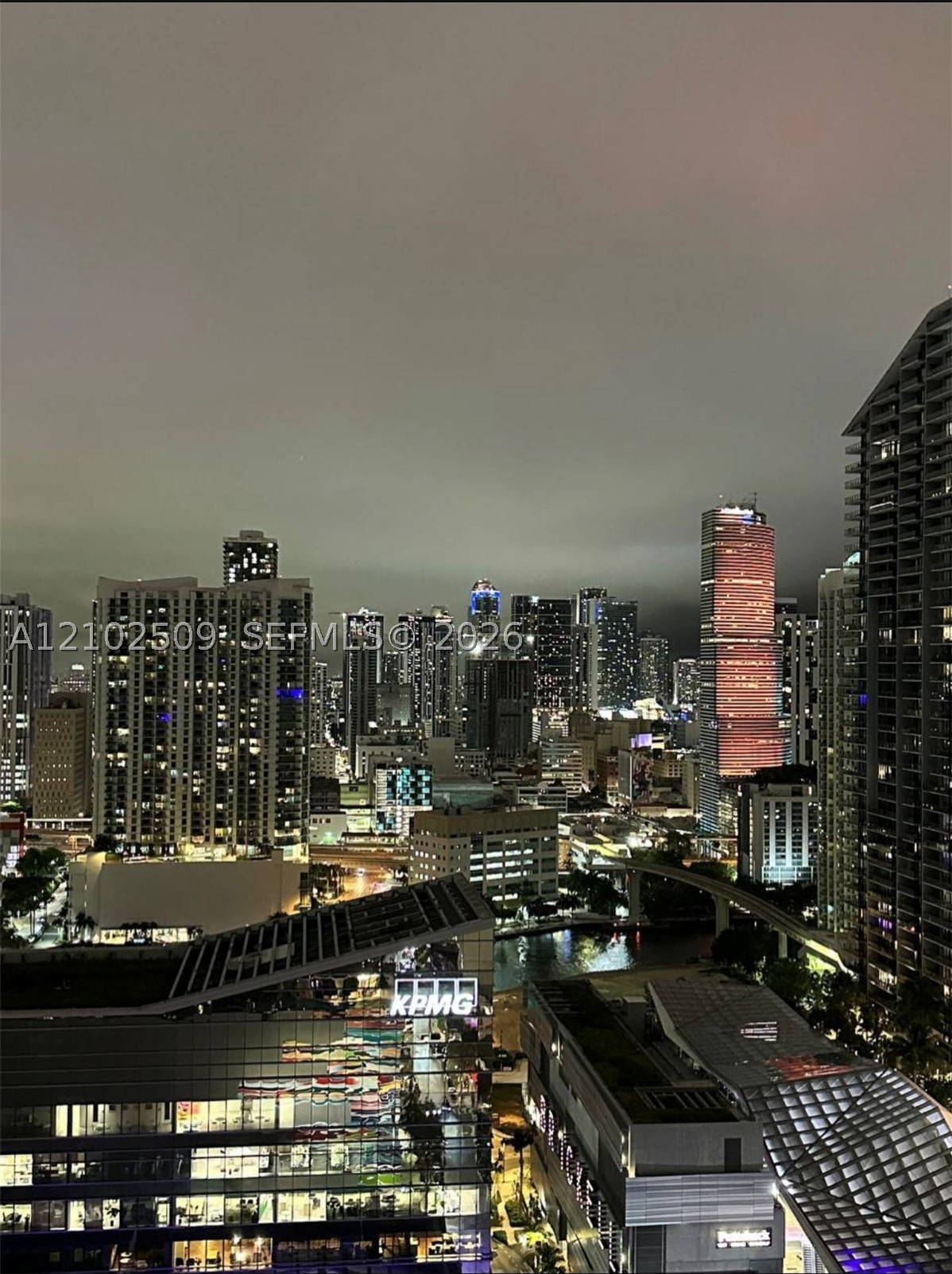 45 SW 9th St #3010, Miami FL 33130