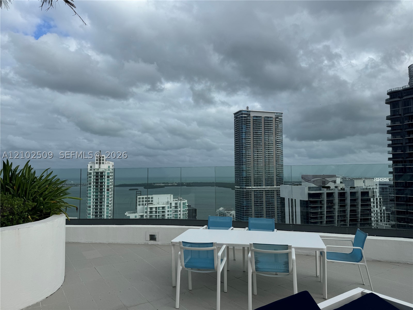 45 SW 9th St #3010, Miami FL 33130