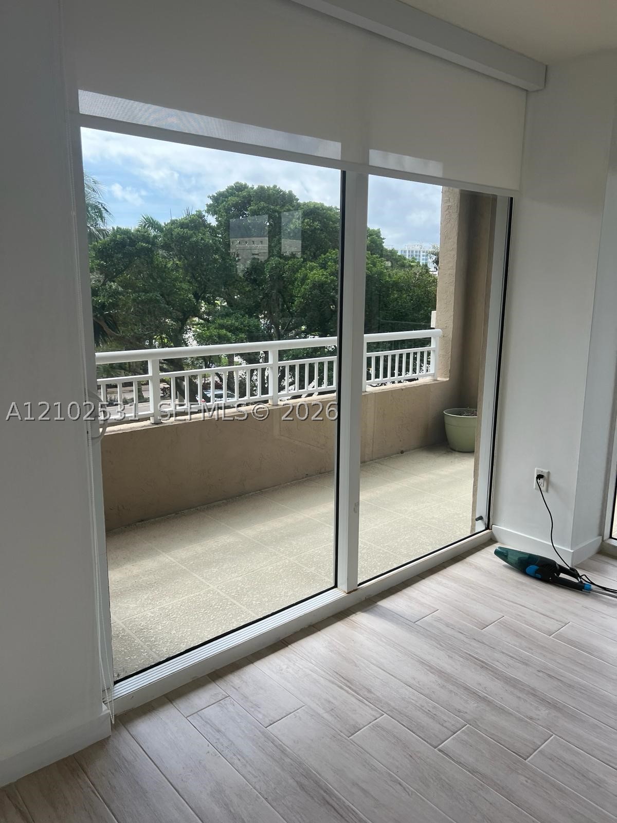 19501 W Country Club Dr #308, Aventura FL 33180