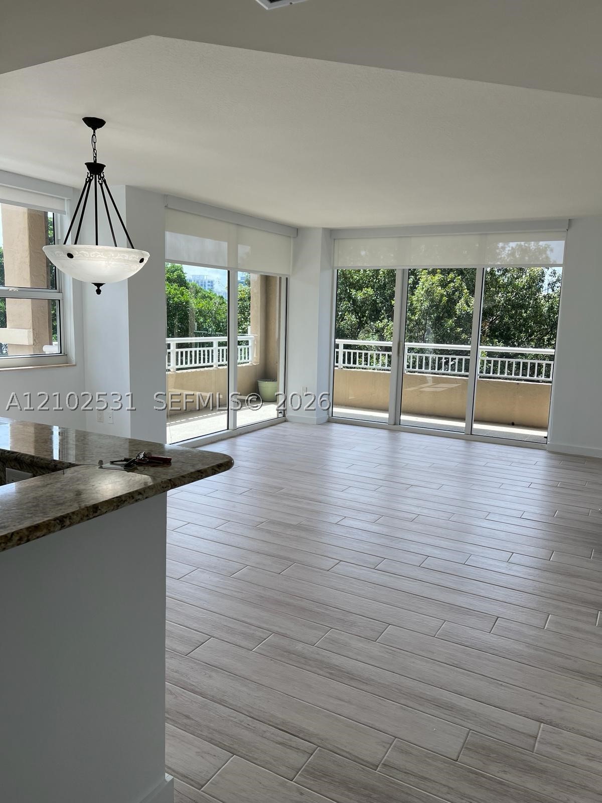 19501 W Country Club Dr #308, Aventura FL 33180