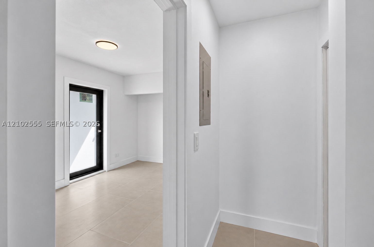 4752 SW 1st St, Miami FL 33134