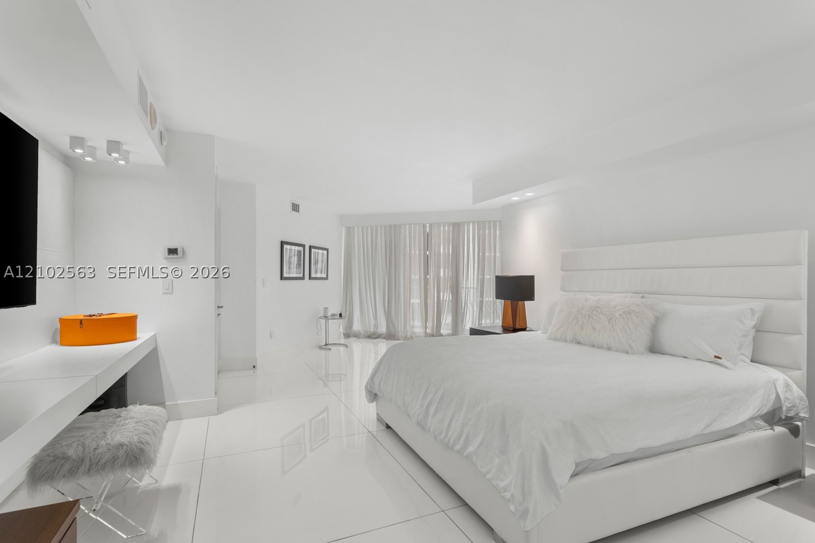 10155 Collins Ave #1210, Bal Harbour FL 33154