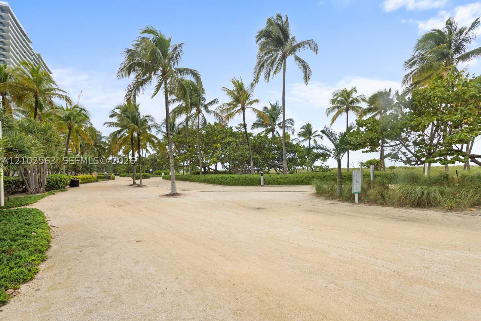 10155 Collins Ave #1210, Bal Harbour FL 33154